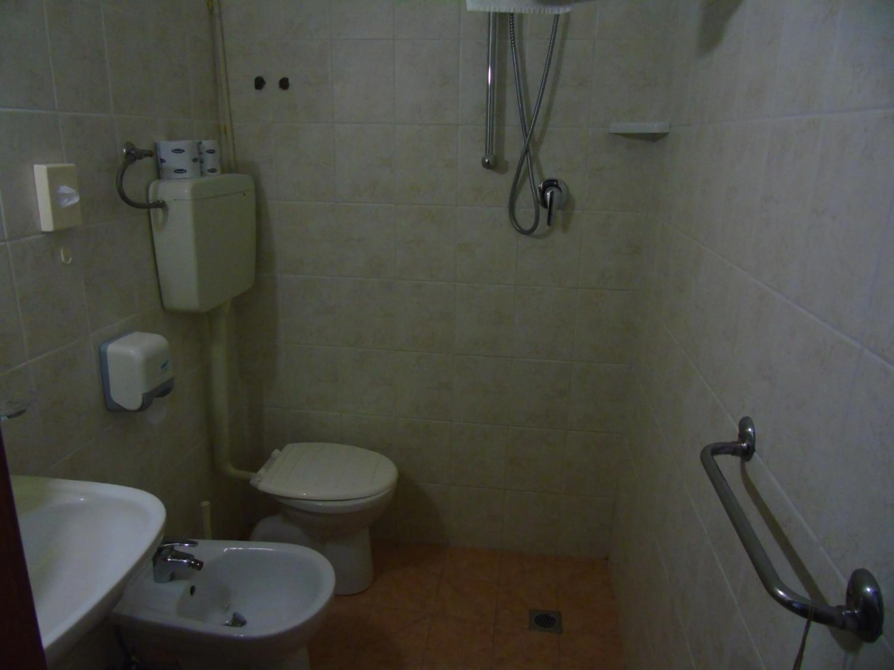 Bathroom in Hotel Zeus Lido di Classe Room Only