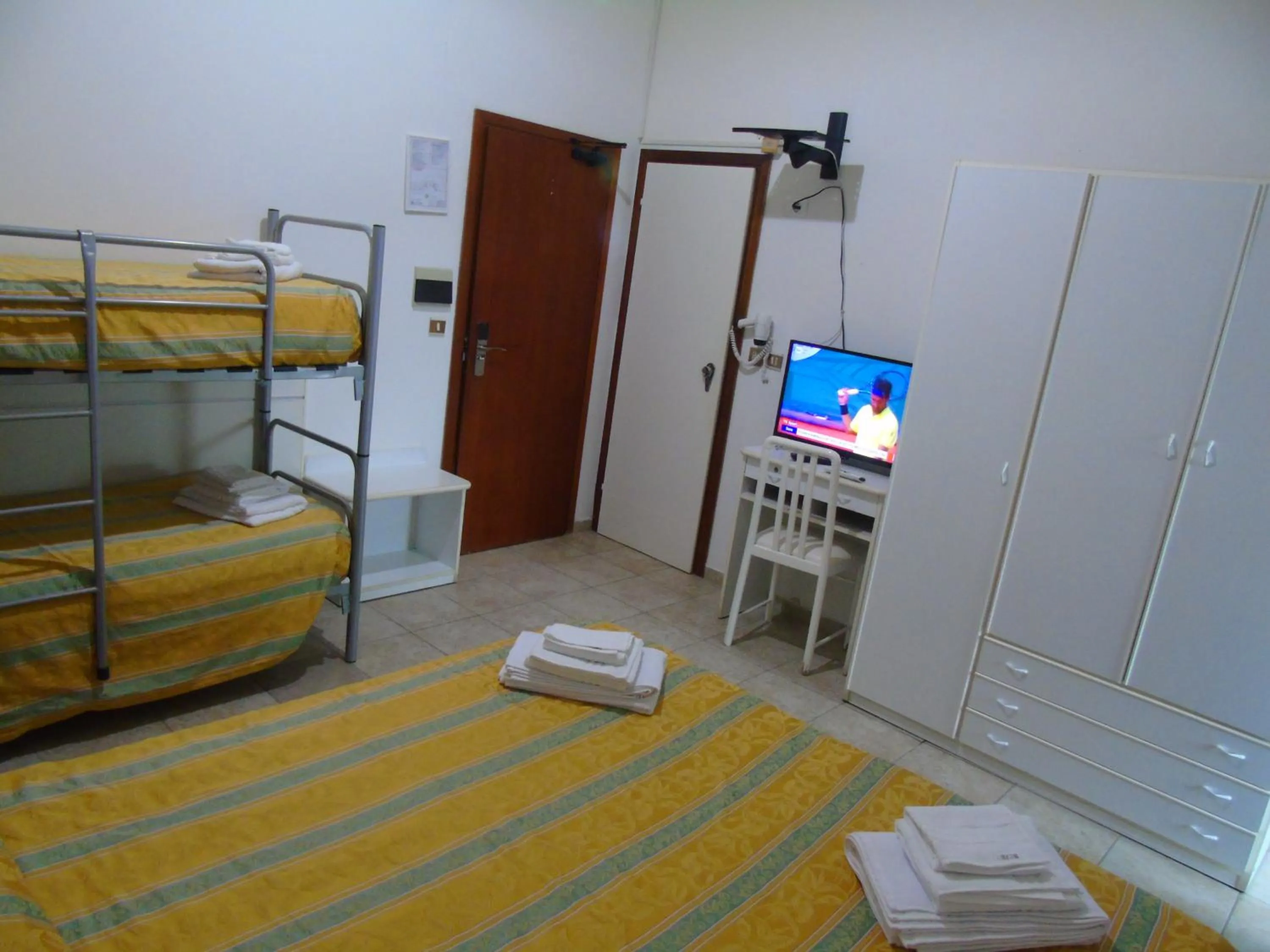 Bedroom in Hotel Zeus Lido di Classe Room Only