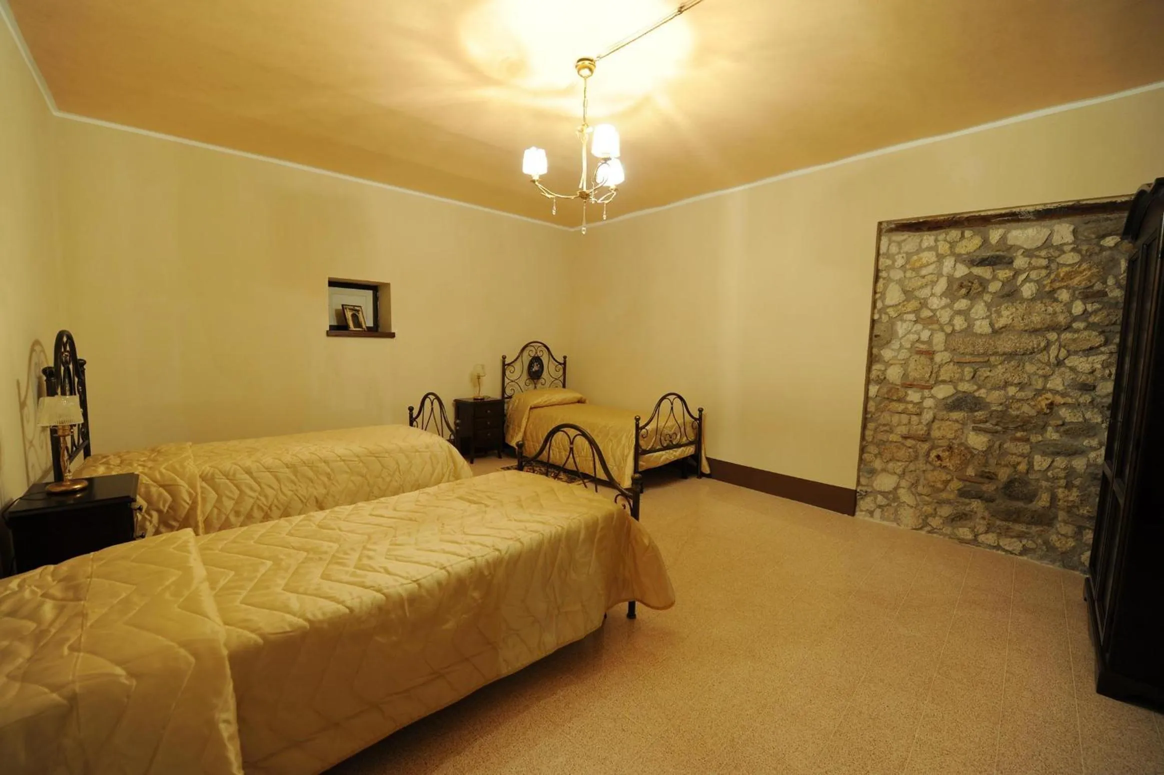 Bed in B&B Palazzo Mantegna