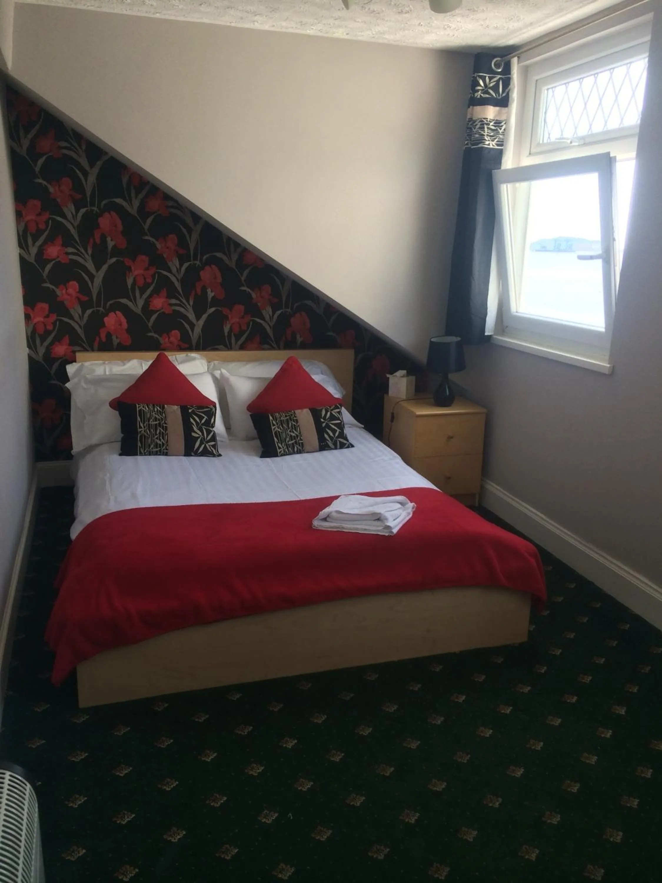 Bed in Broom Lodge