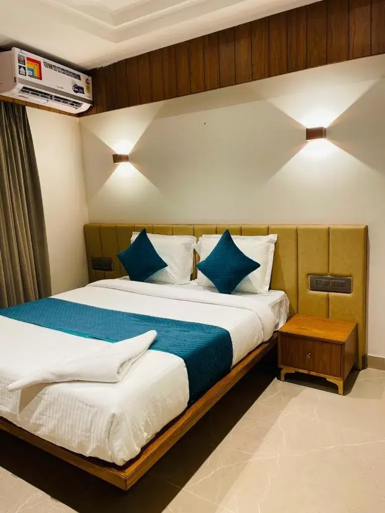 Photo of the whole room, Bed in Hotel Emora Tree Photo of the whole room, Bed in Hotel Emora Tree