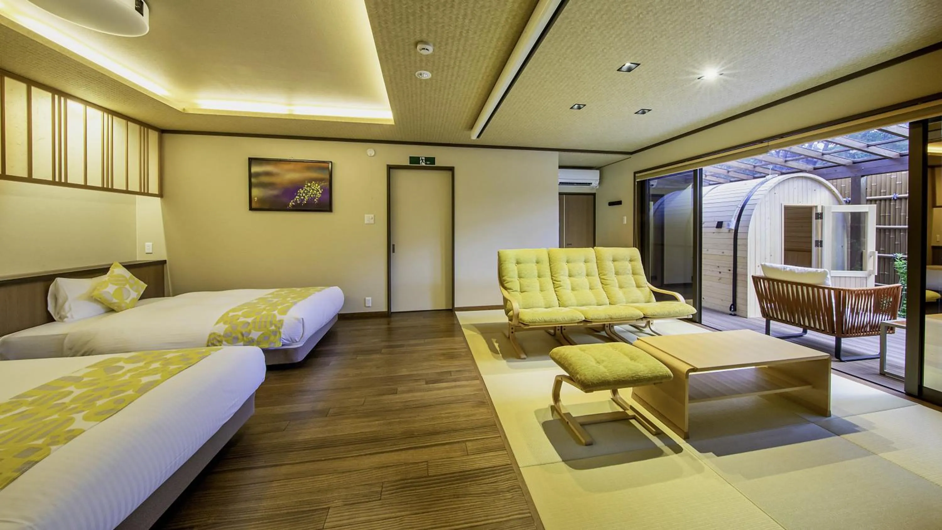 Bed in Hanare no yado Kamigakure