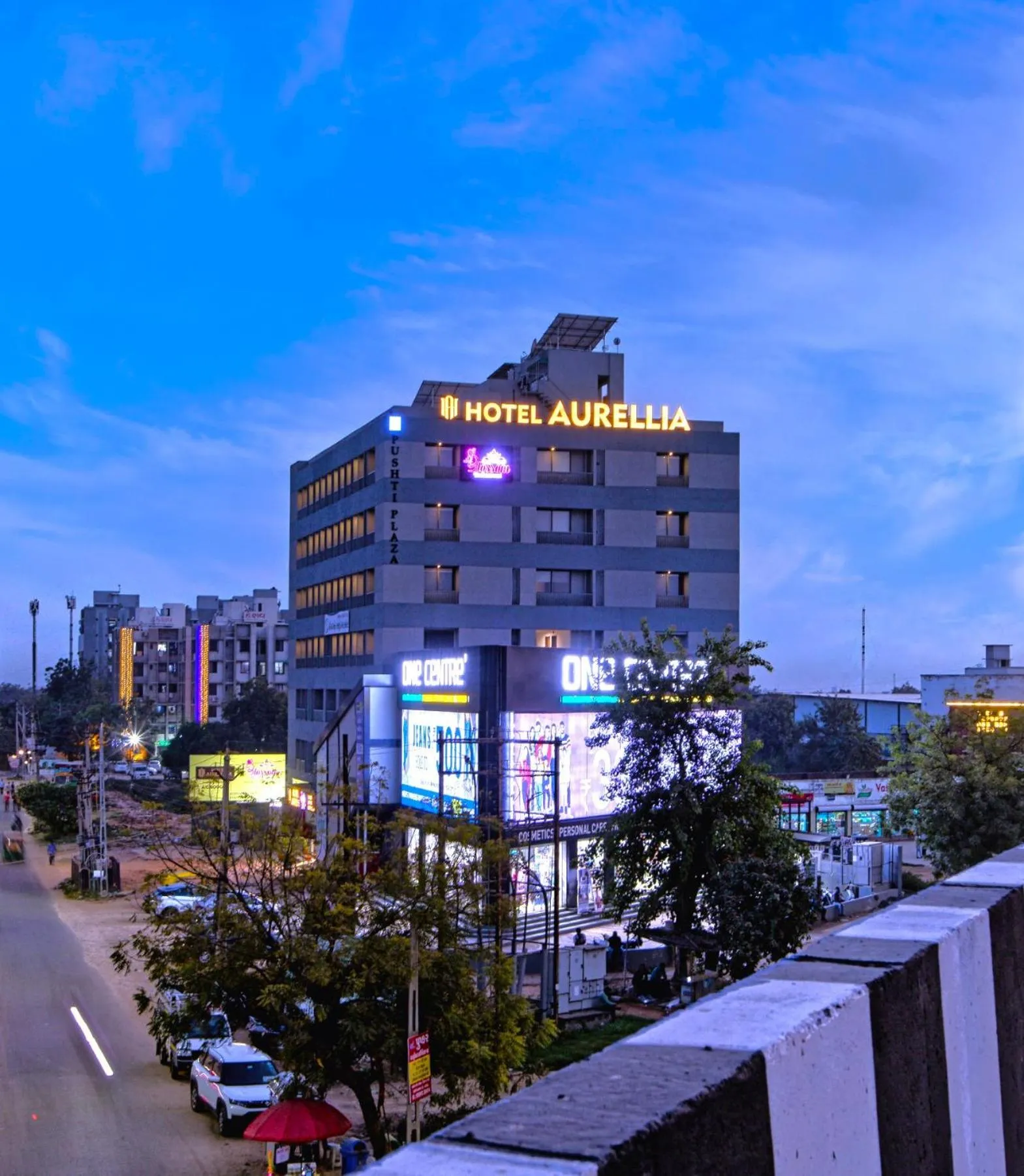 Property building in HOTEL AURELLIA