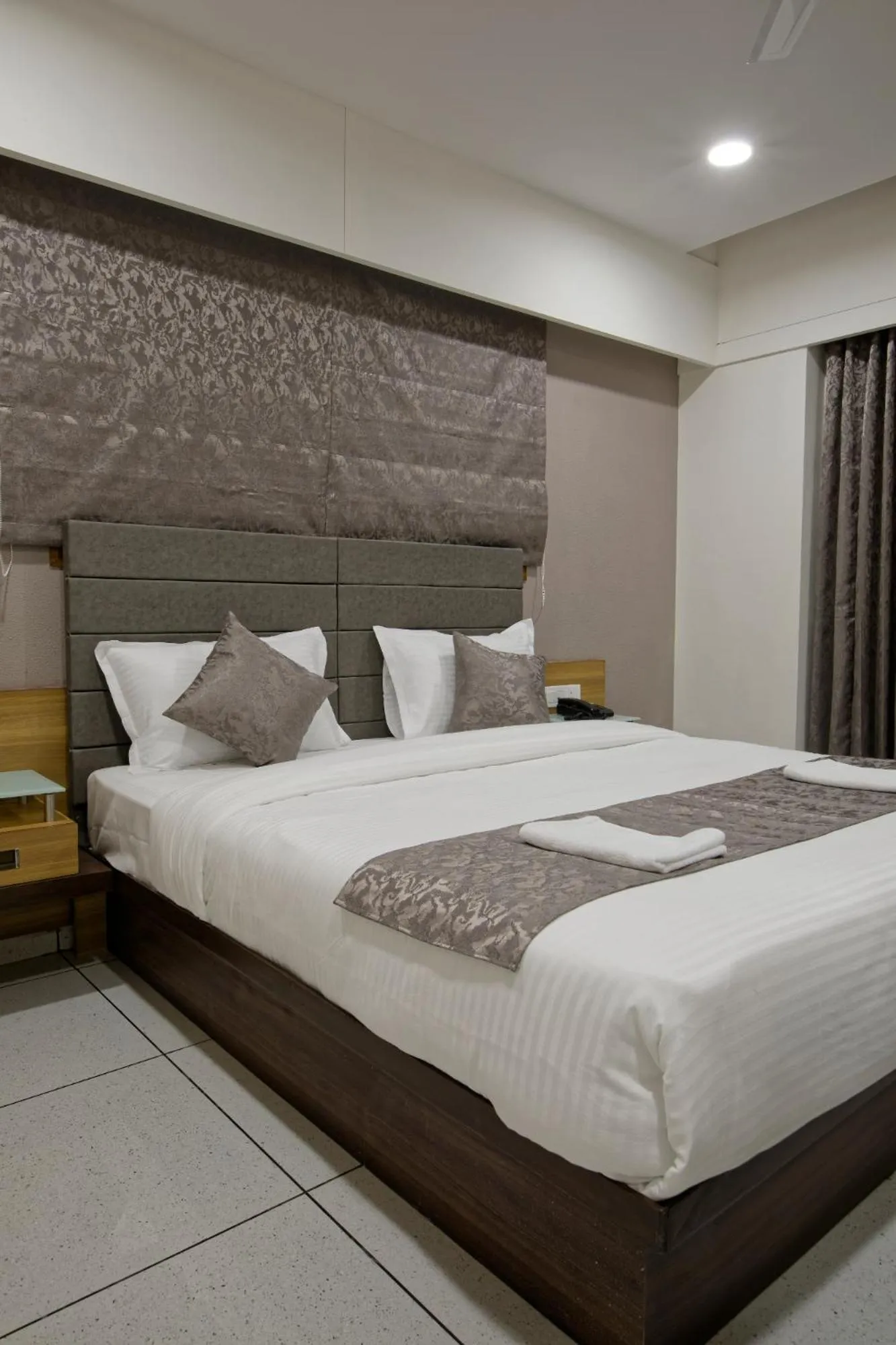 Bed in HOTEL AURELLIA