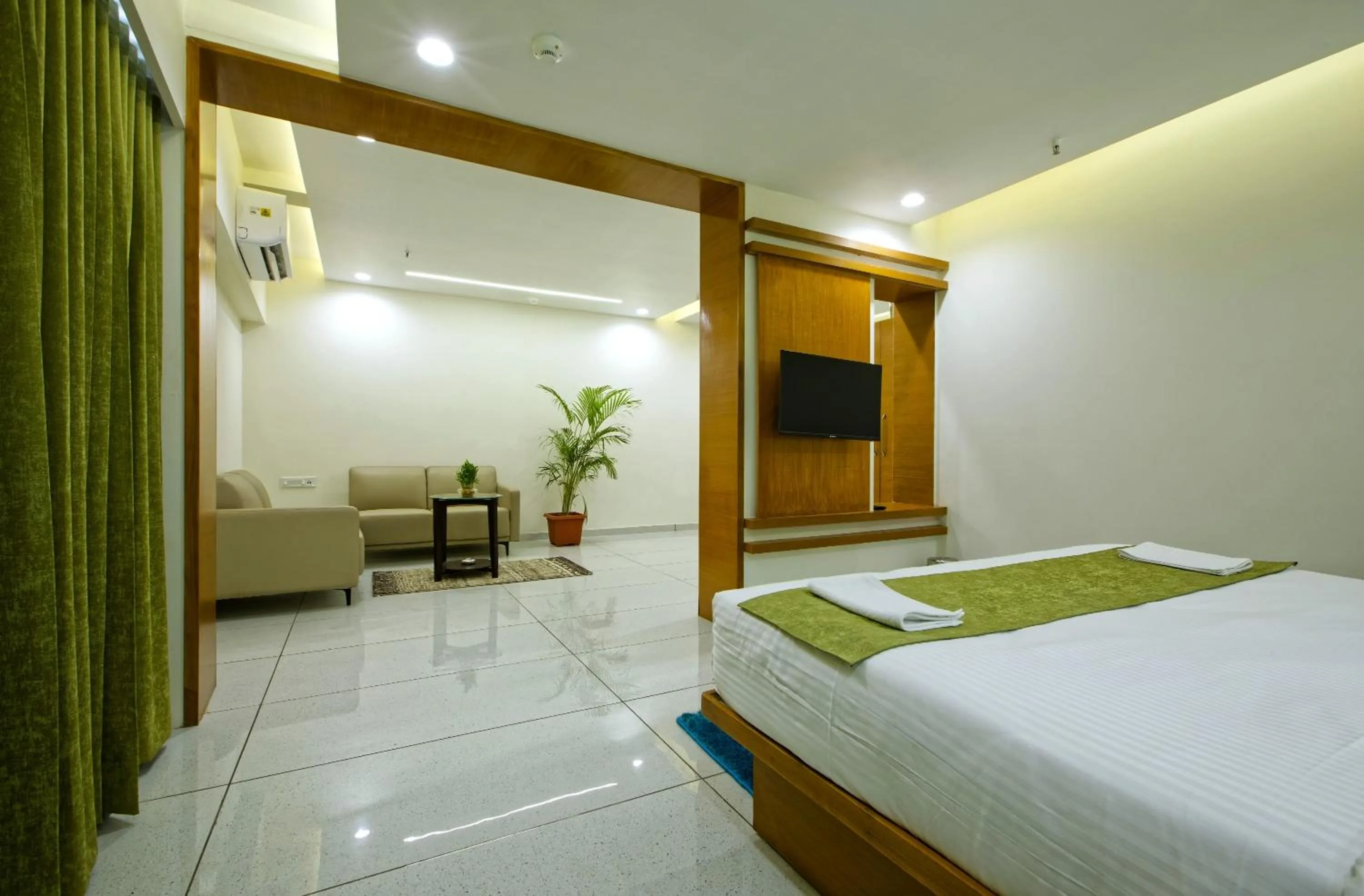 Photo of the whole room, Bed in HOTEL AURELLIA