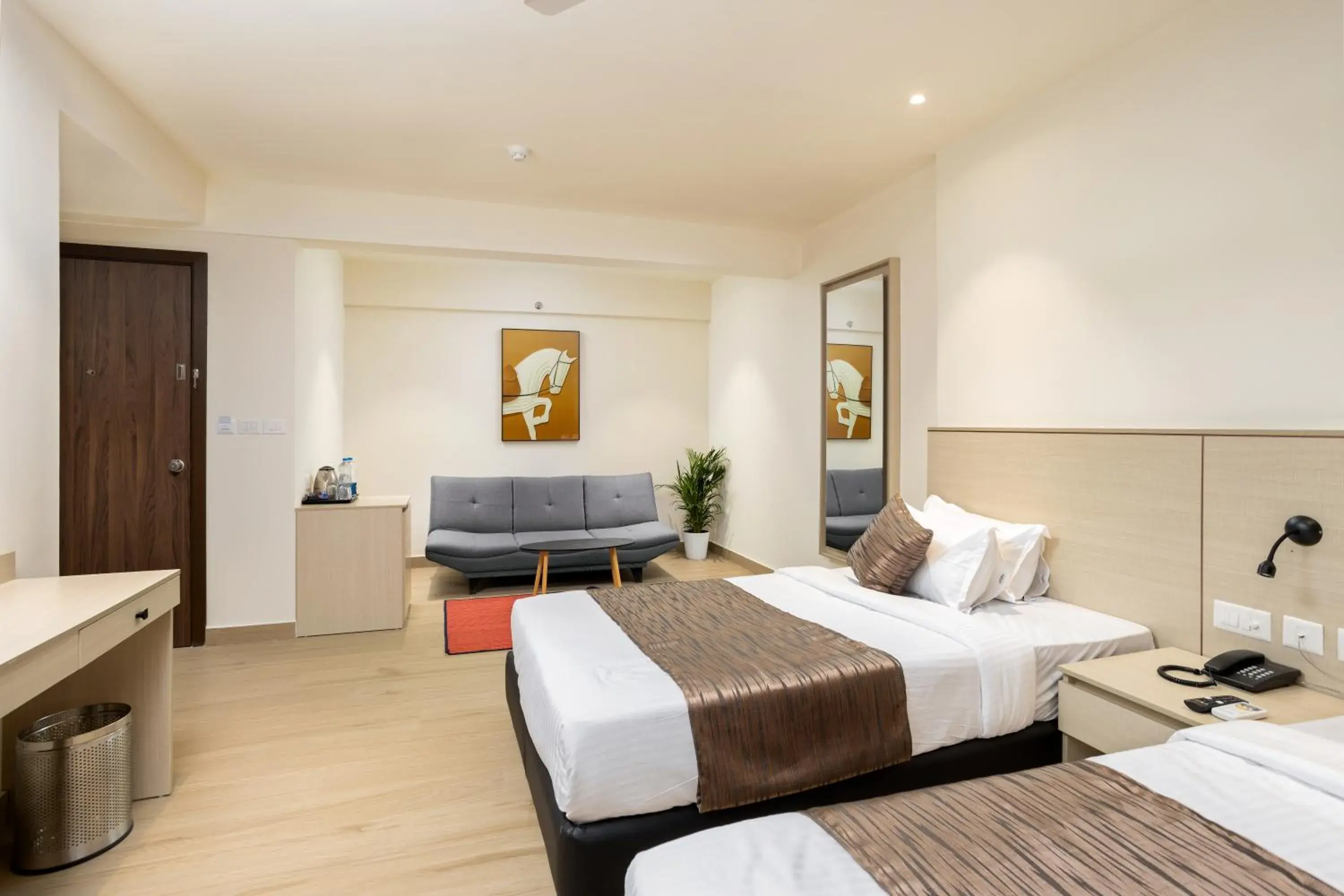 Superior Twin Room in PRESIDENCY AIRPORT HOTEL Superior Twin Room in PRESIDENCY AIRPORT HOTEL