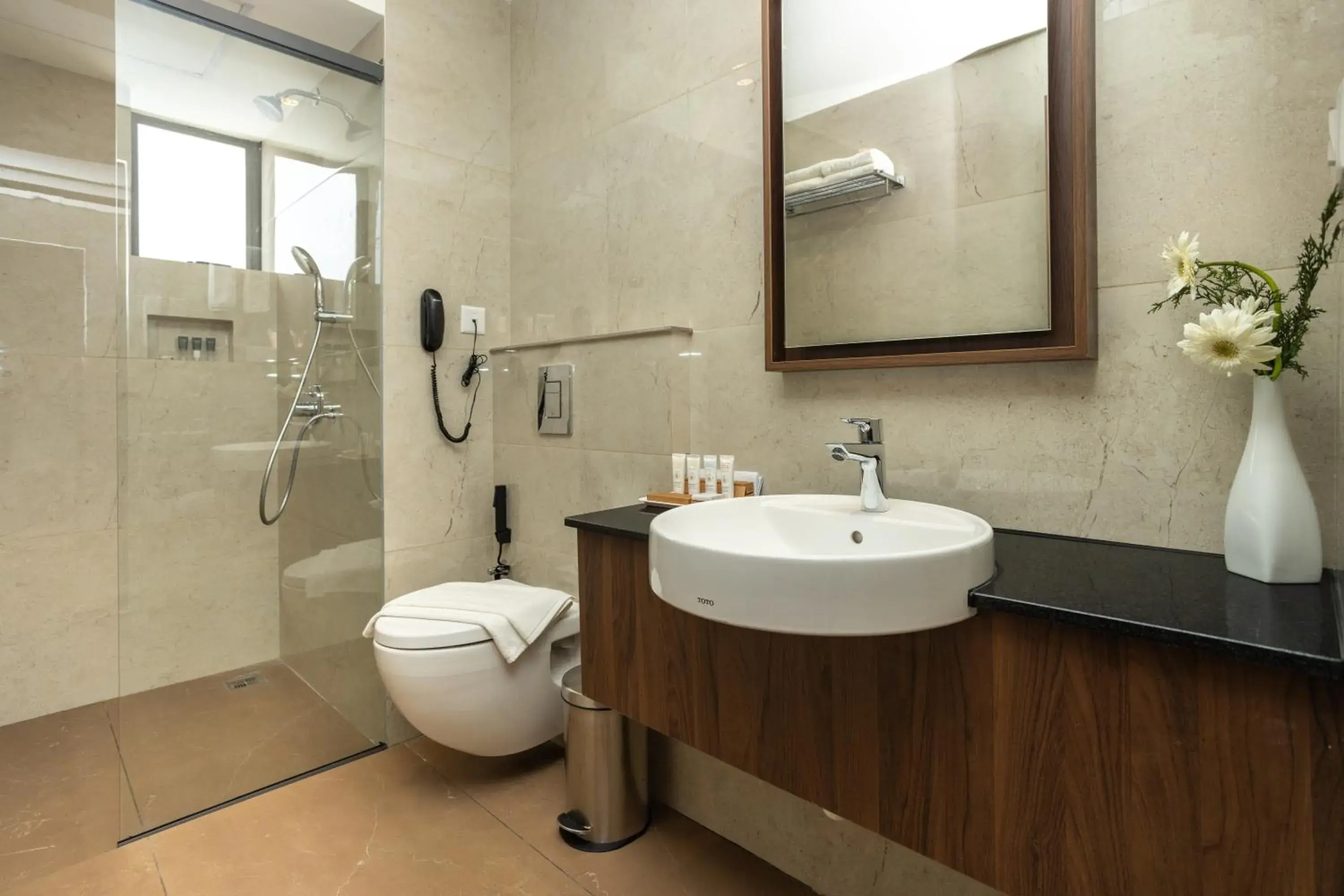 PRESIDENCY AIRPORT HOTEL PRESIDENCY AIRPORT HOTEL