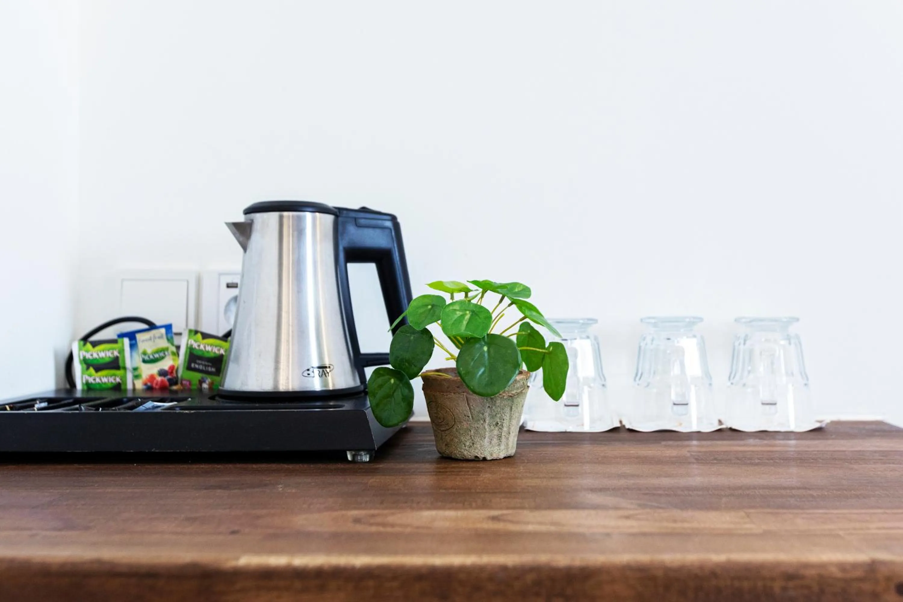 Coffee/tea facilities in Quentin Amsterdam Hotel