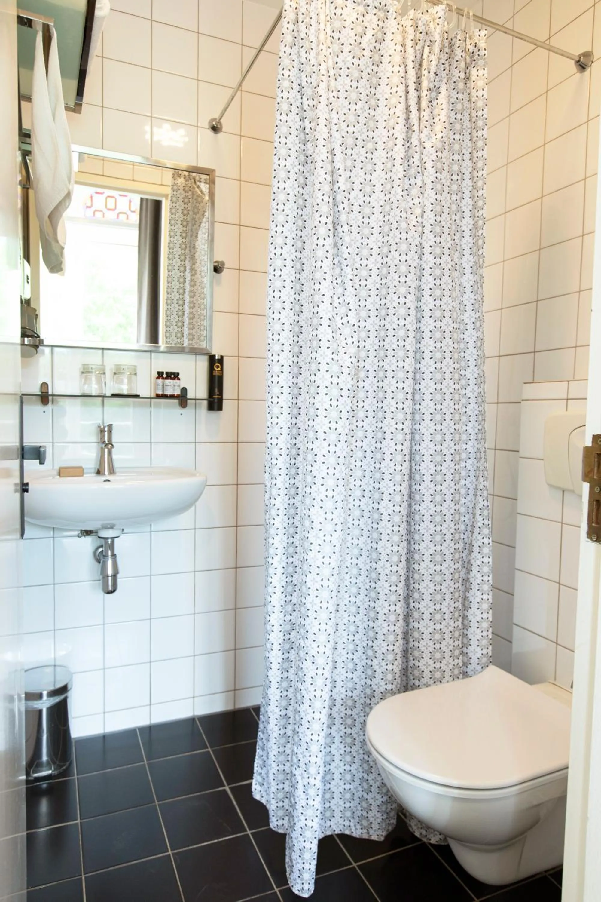 Shower in Quentin Amsterdam Hotel