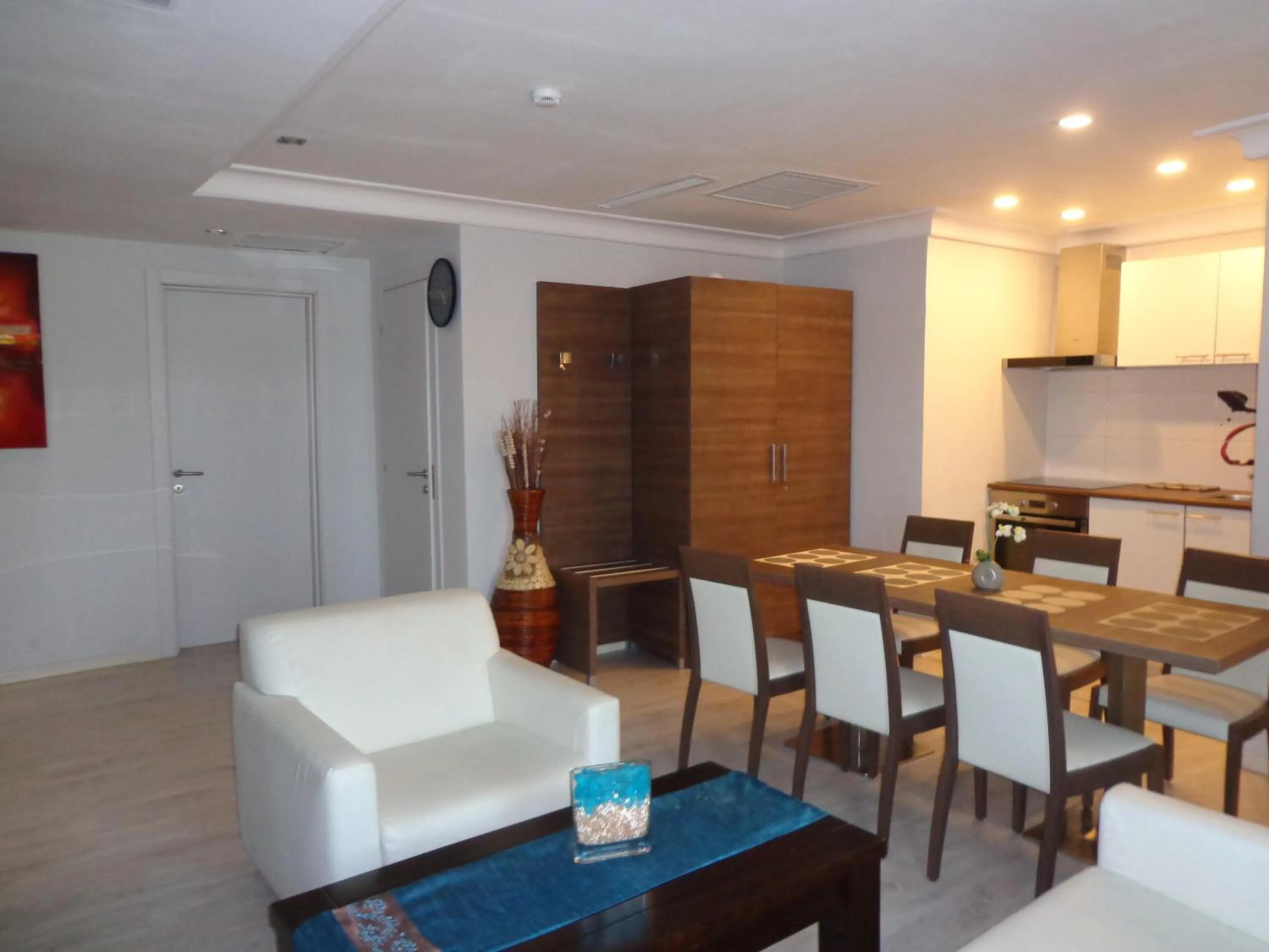 Living room in Benin Royal Hotel