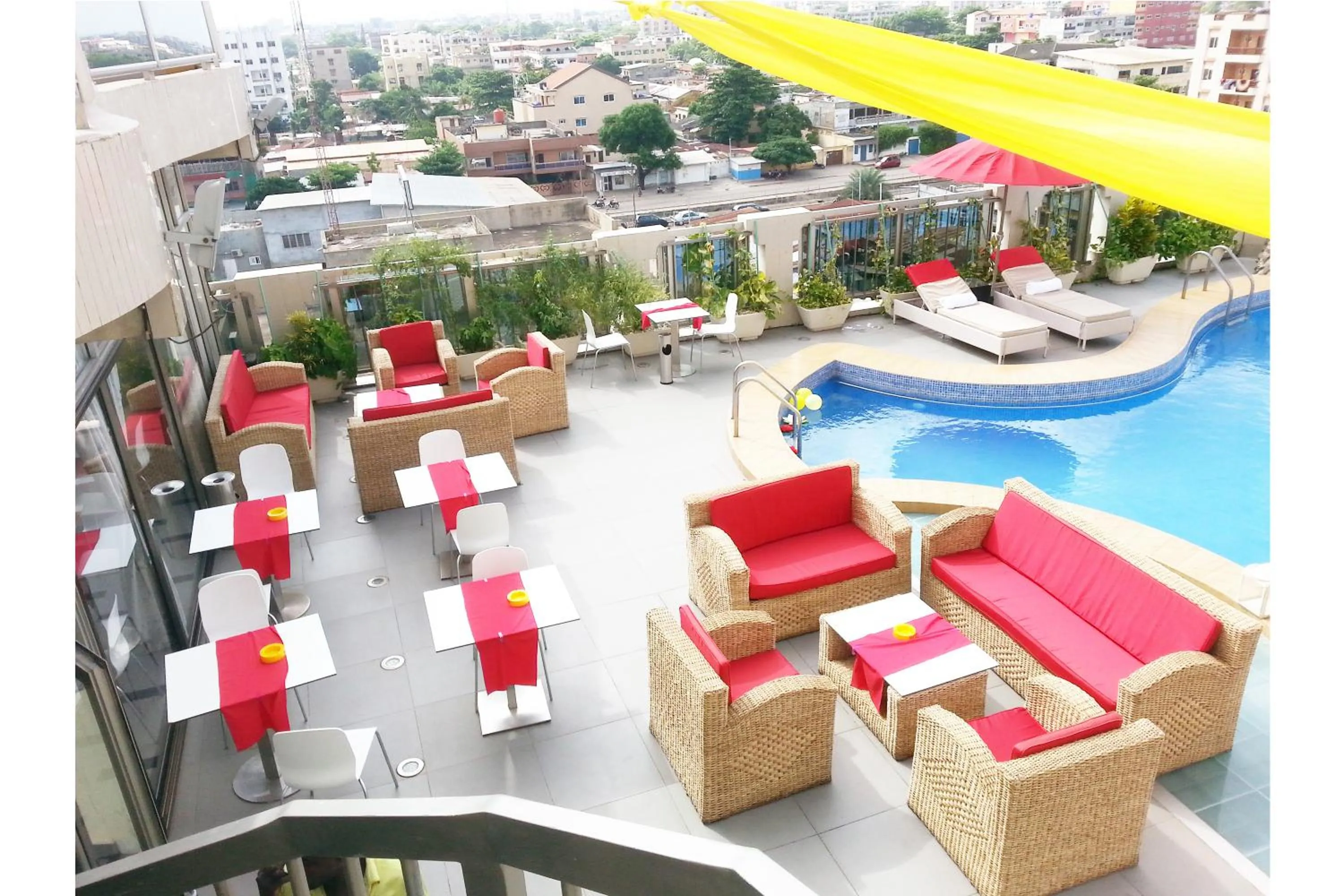 Swimming pool in Benin Royal Hotel