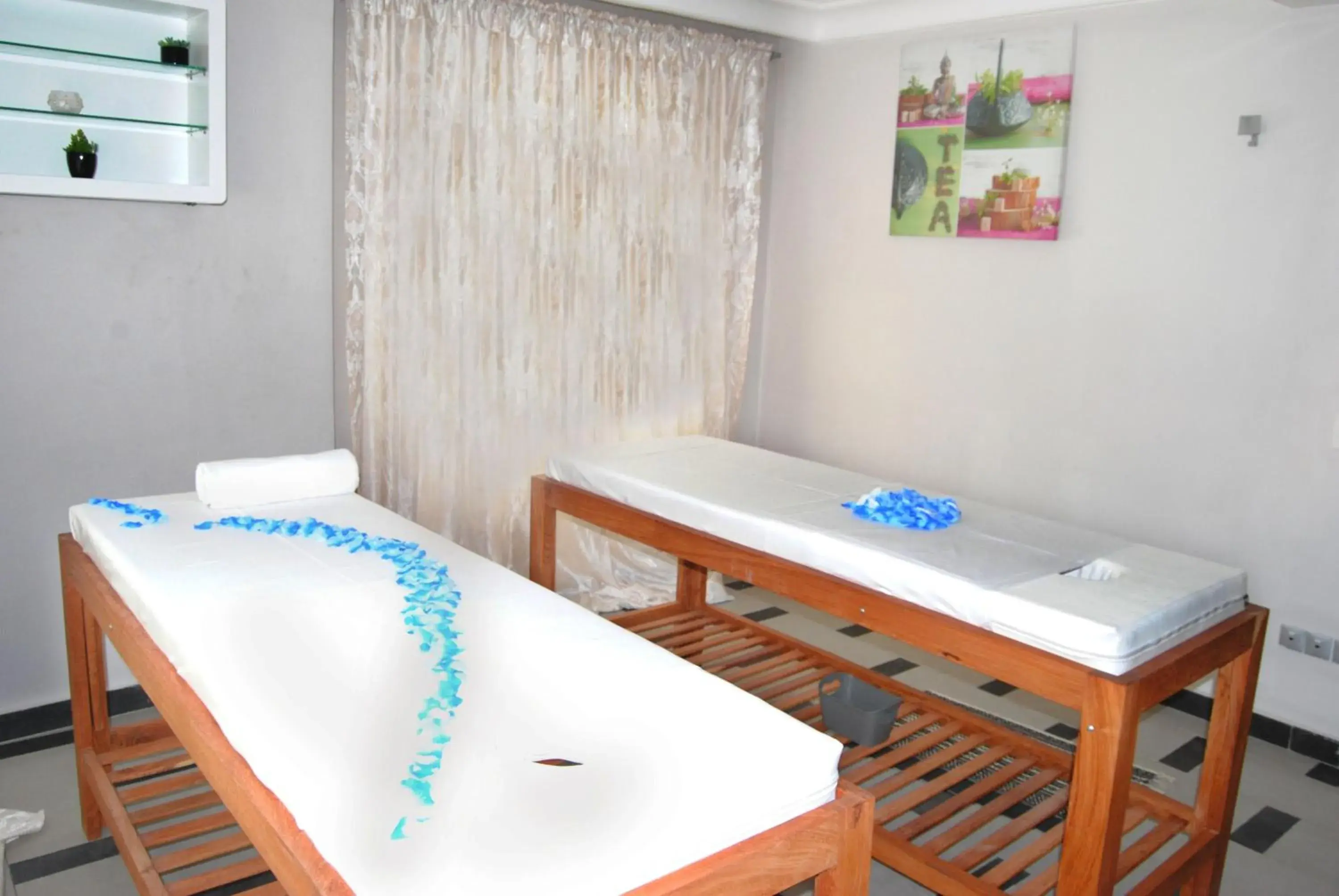 Spa and wellness centre/facilities in Benin Royal Hotel Spa and wellness centre/facilities in Benin Royal Hotel