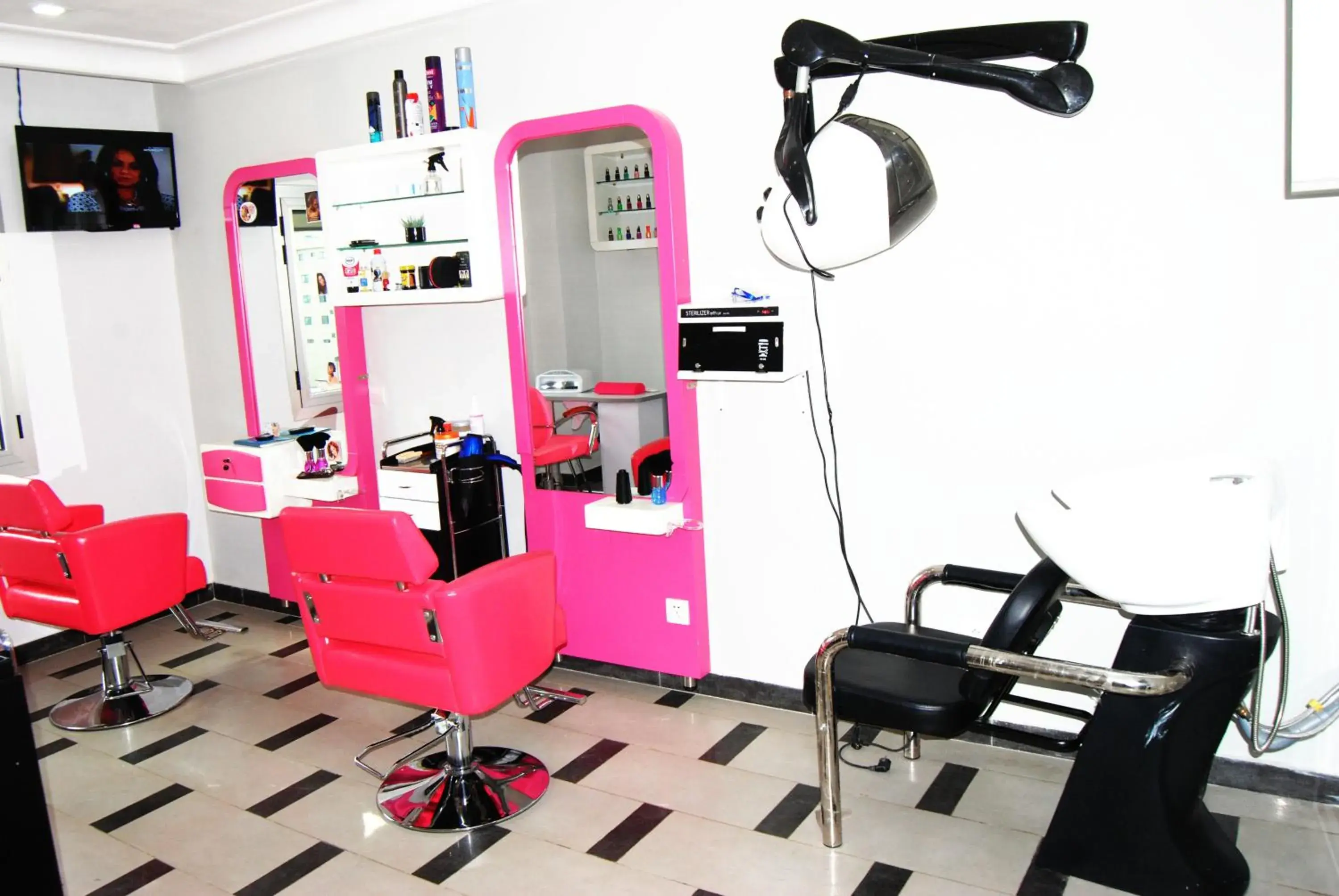 Spa and wellness centre/facilities in Benin Royal Hotel Spa and wellness centre/facilities in Benin Royal Hotel