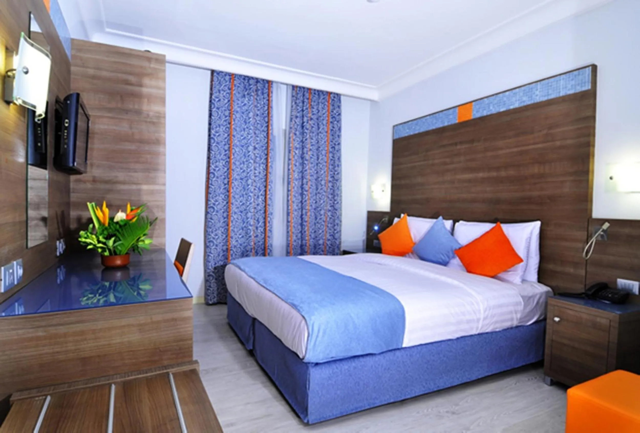 Photo of the whole room, Bed in Benin Royal Hotel