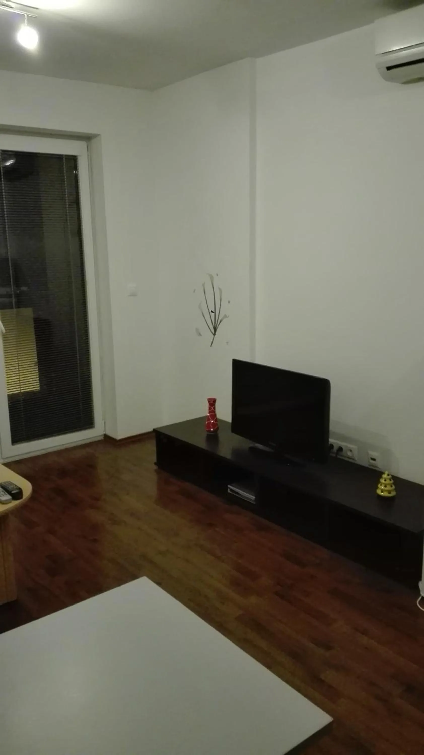 Communal lounge/ TV room in Apartman Halex Centrum City aupark