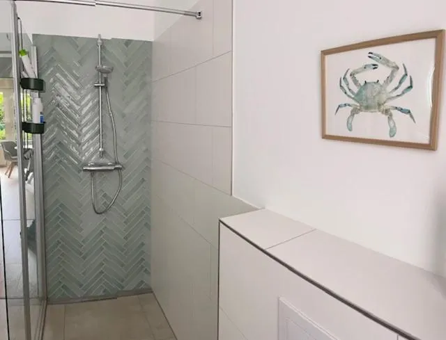 Shower in Ferienanlage Wattenwind Fewo 27 1 NordseeNest