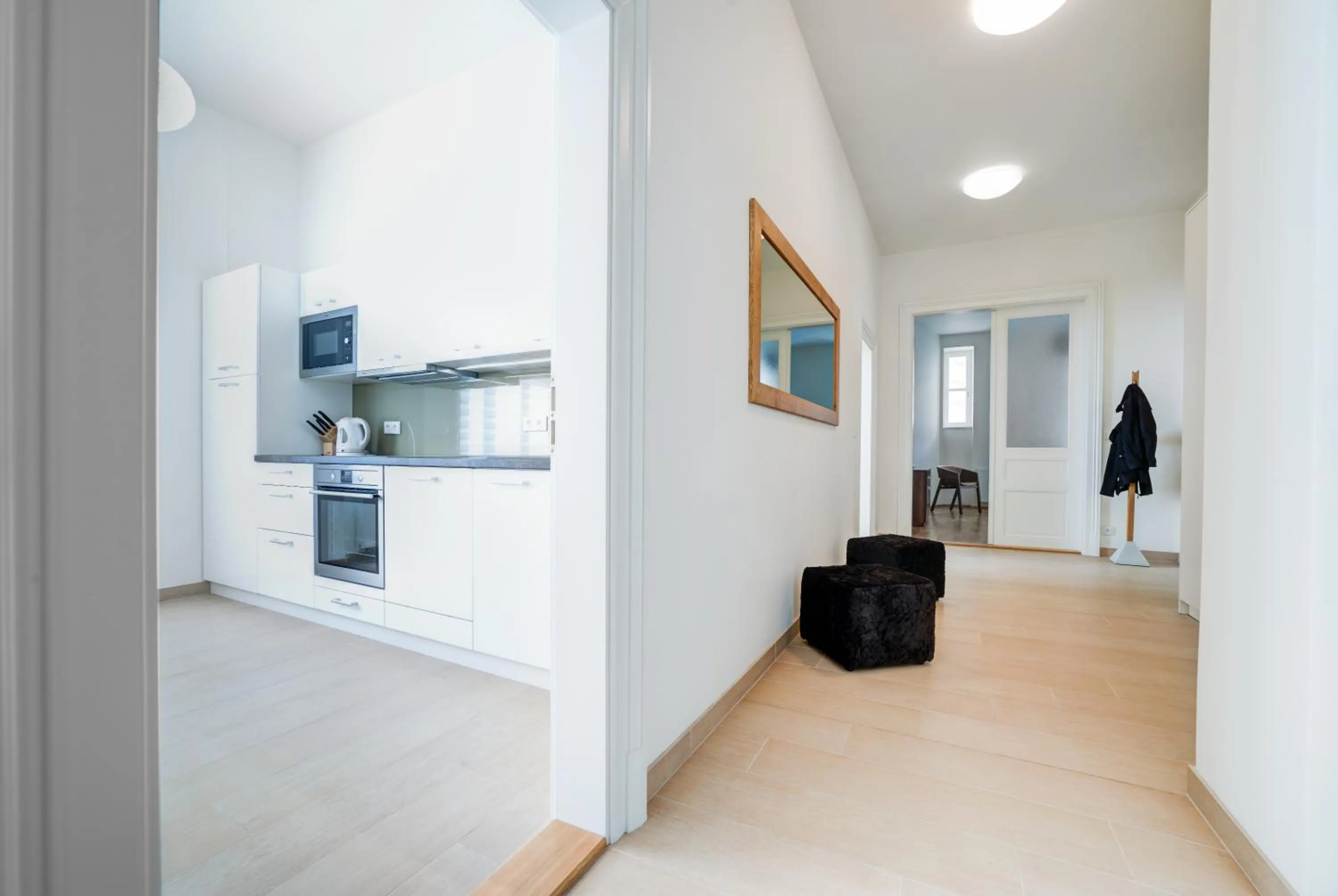 Decorative detail in Bishop Apartments