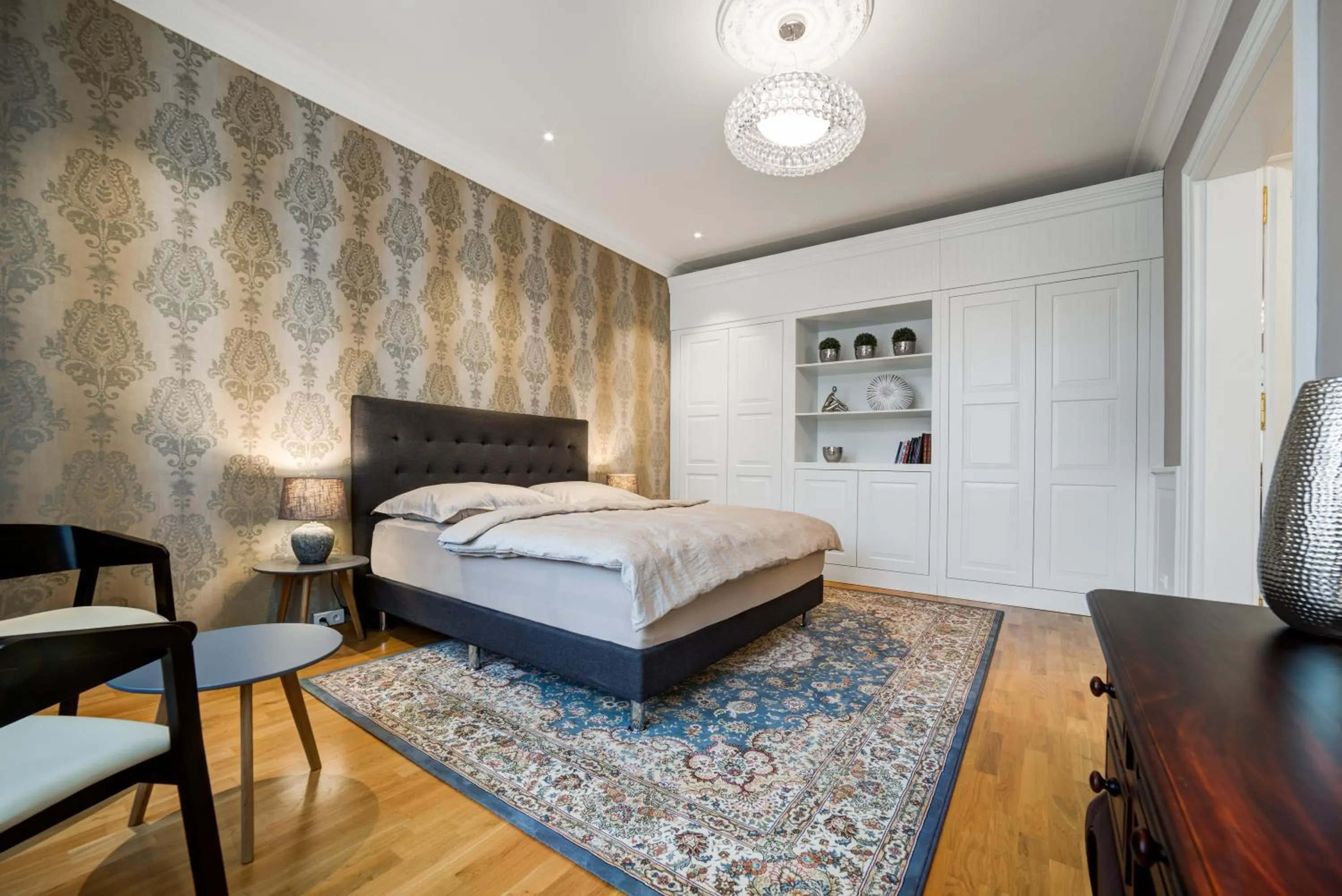 Bed in Bishop Apartments