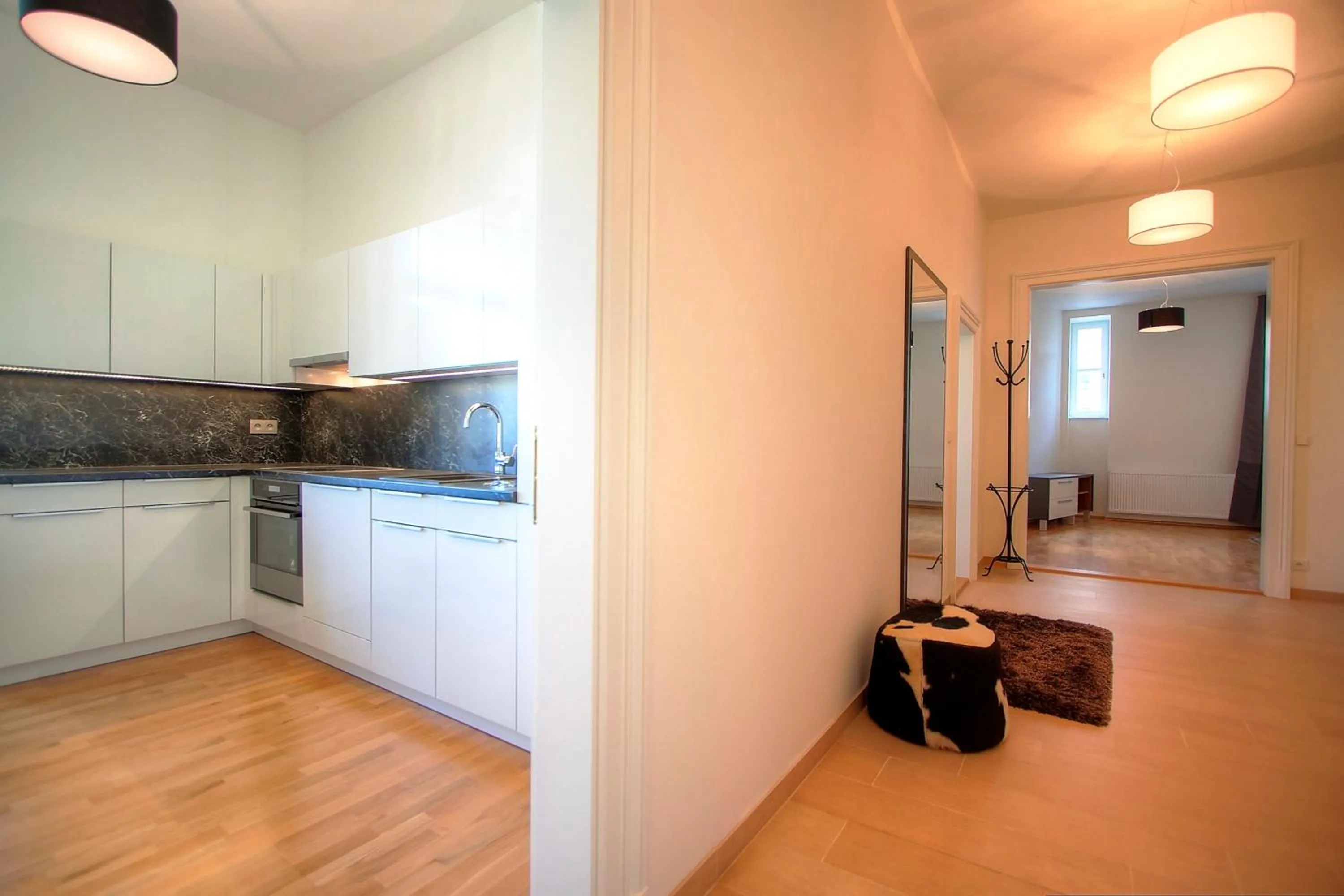 Decorative detail in Bishop Apartments