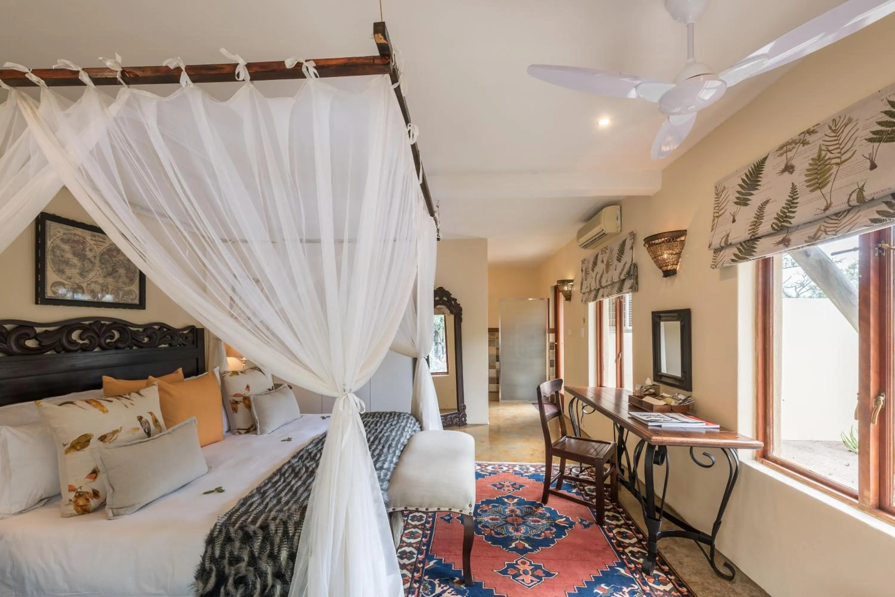 Bedroom, Bed in Tintswalo Safari