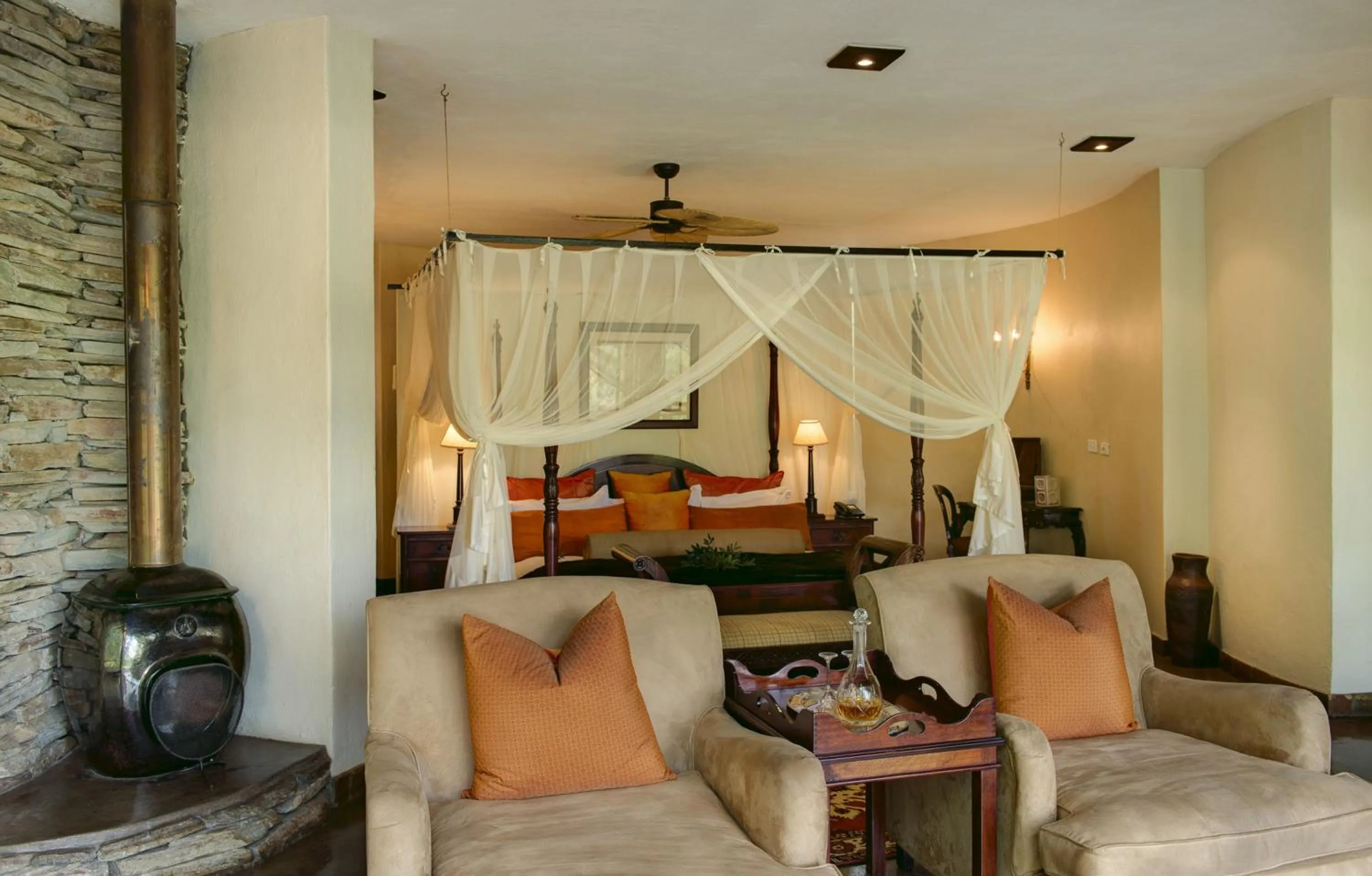 Bedroom in Tintswalo Safari