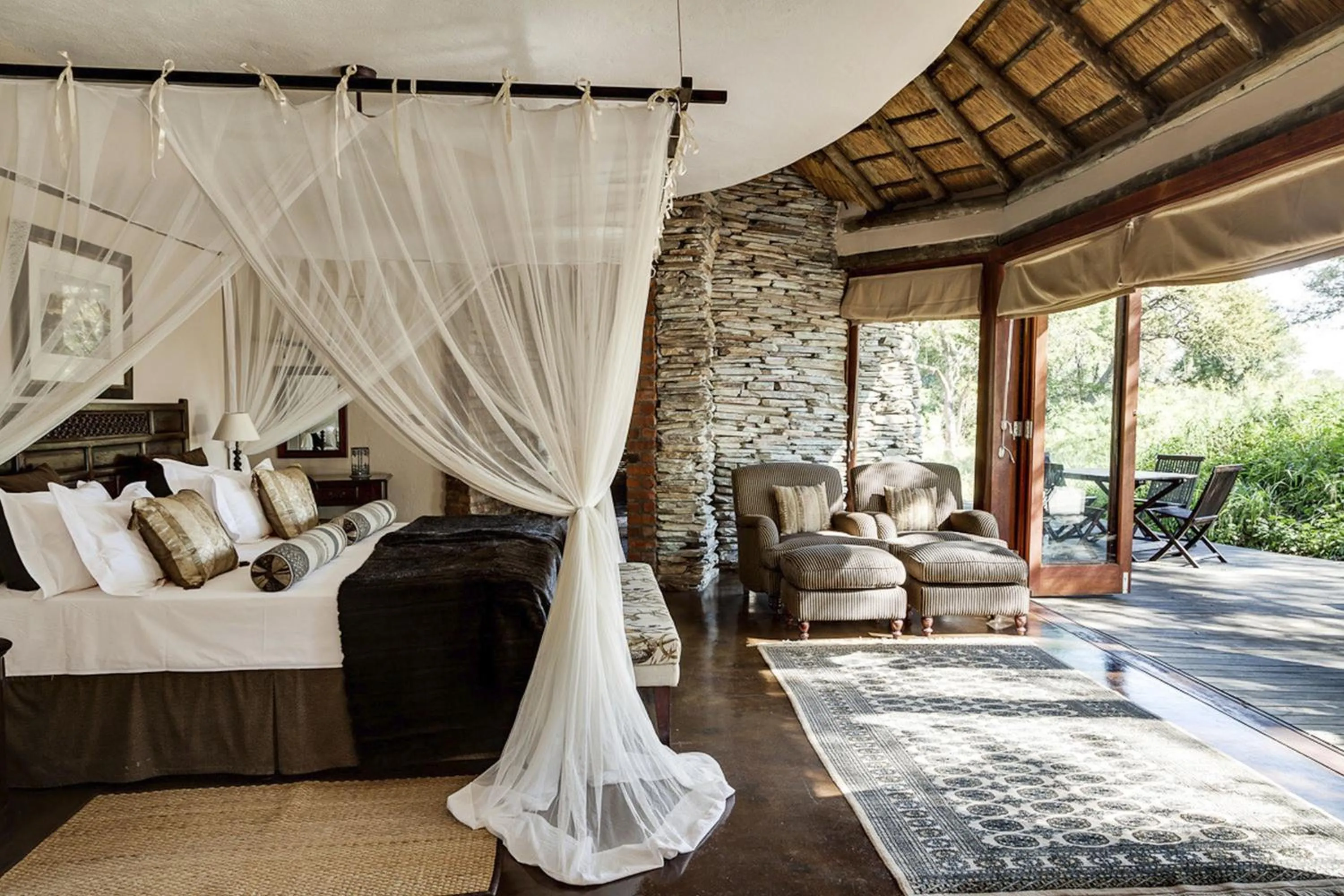 Bedroom in Tintswalo Safari
