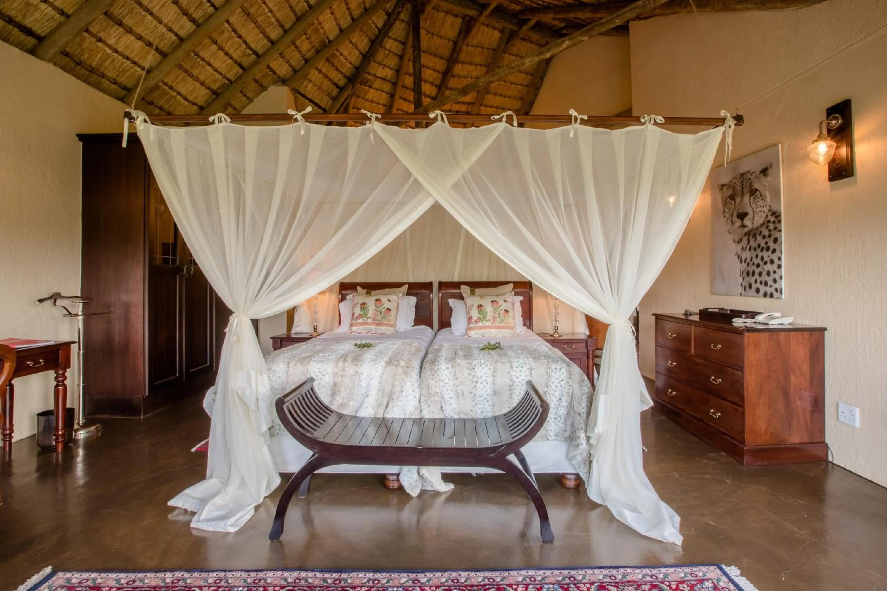 Bed in Tintswalo Safari