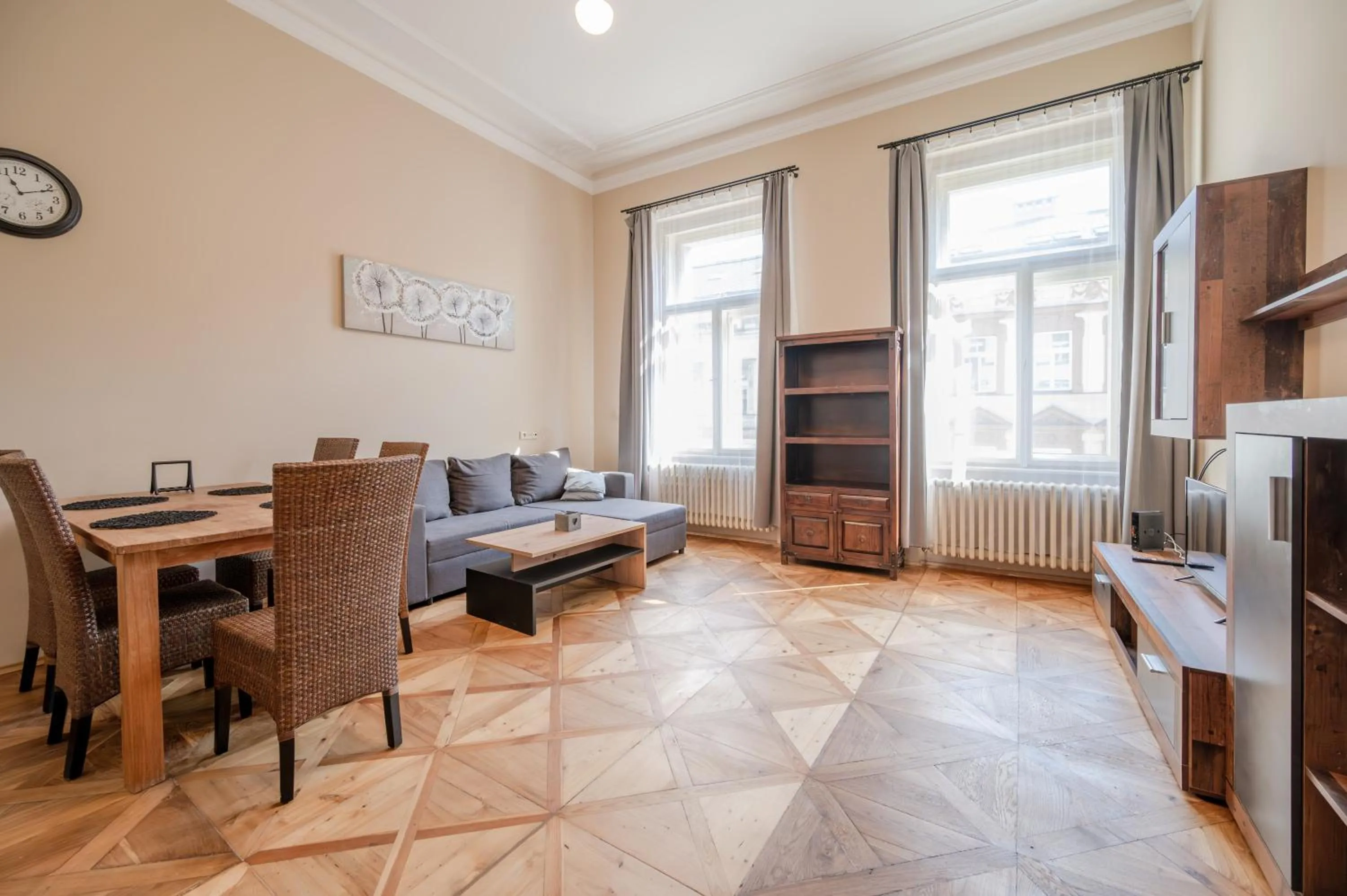 TV and multimedia in Palace Petrarca