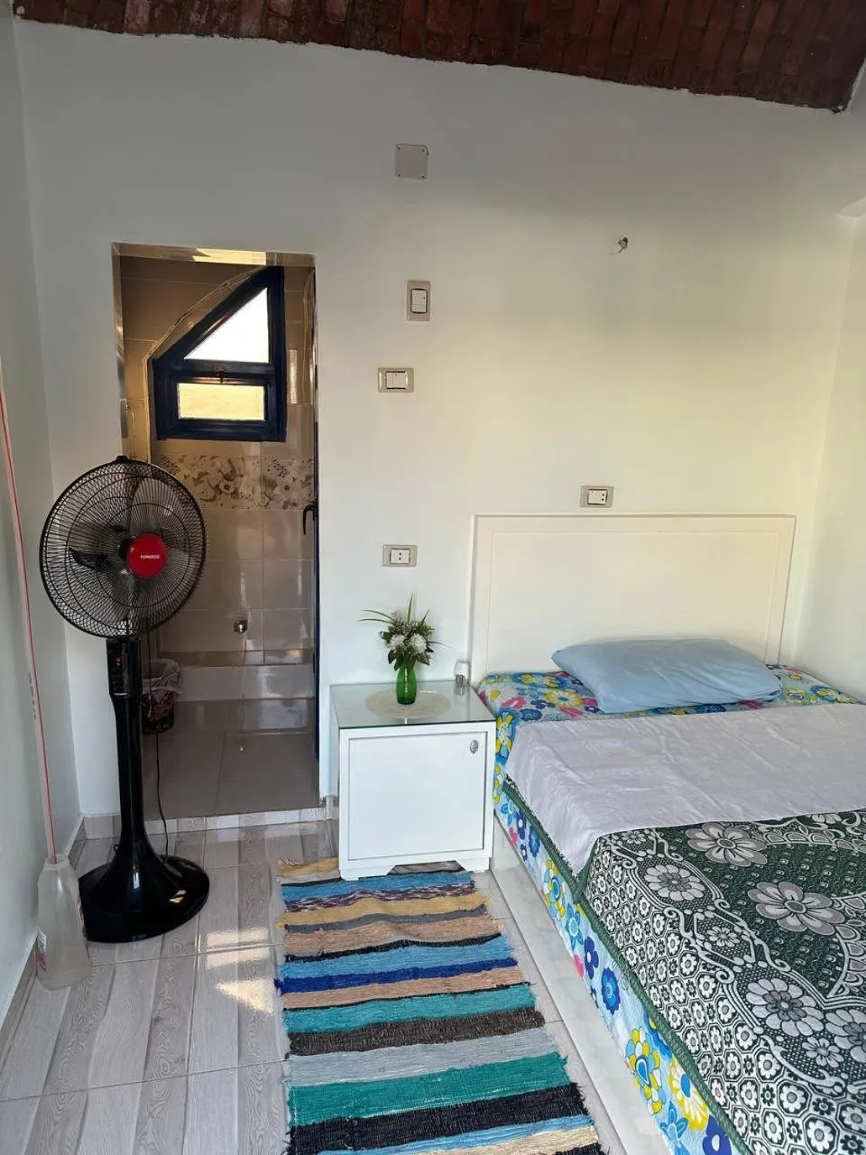 Bed in Bakar Nubian Guest House