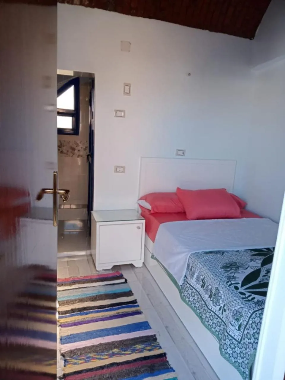 Bed in Bakar Nubian Guest House