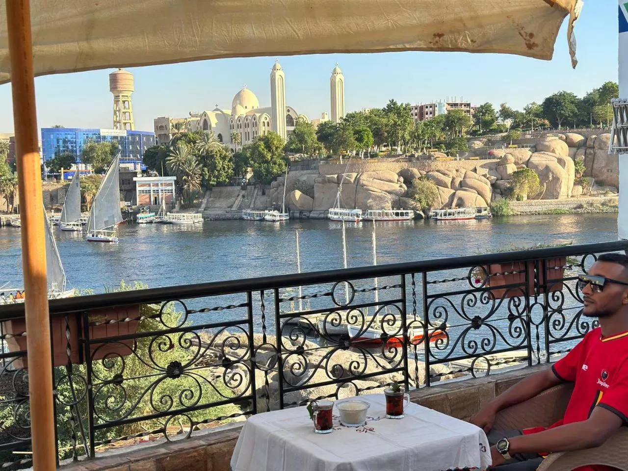 Restaurant/places to eat in Bakar Nubian Guest House