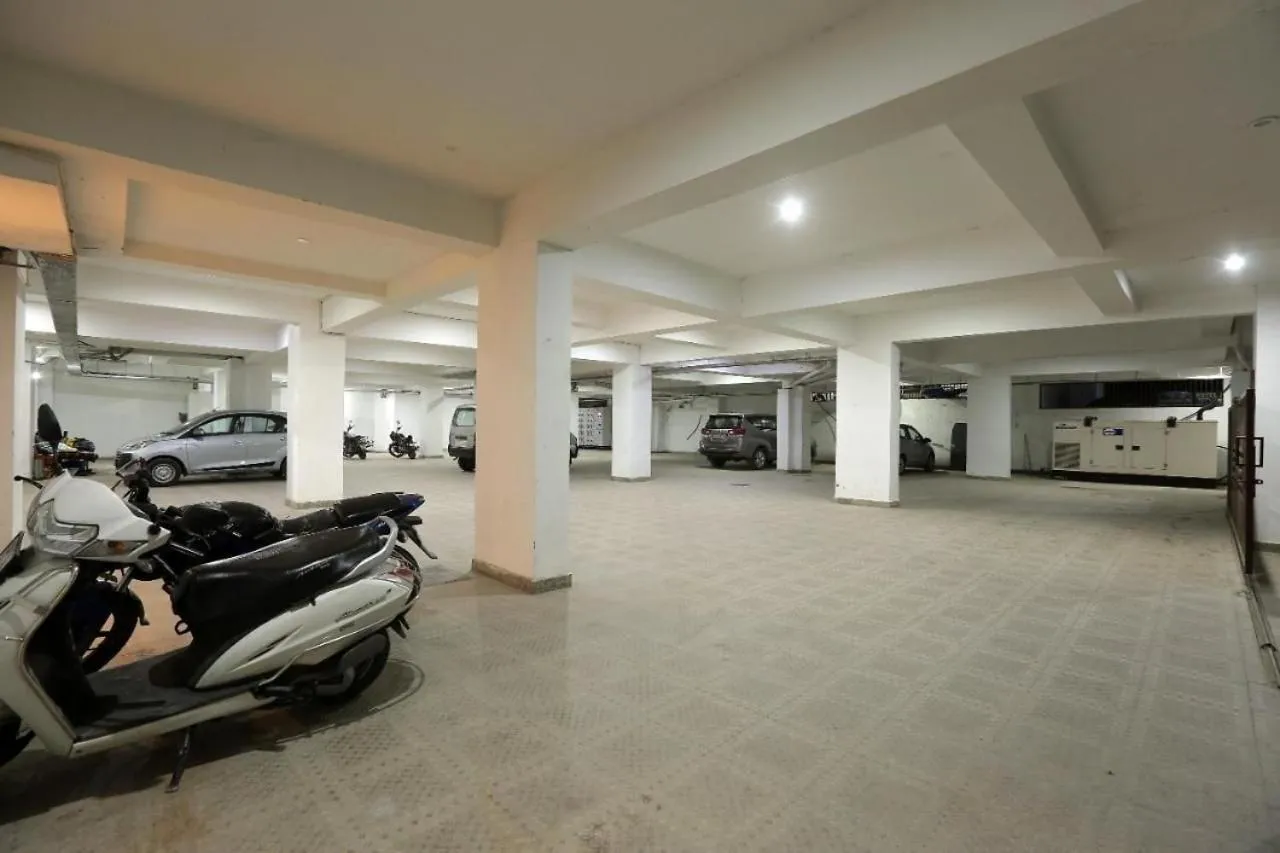 Bed in 8-Bed Mixed Dormitory Room in Bonfire Hostels Rishikesh