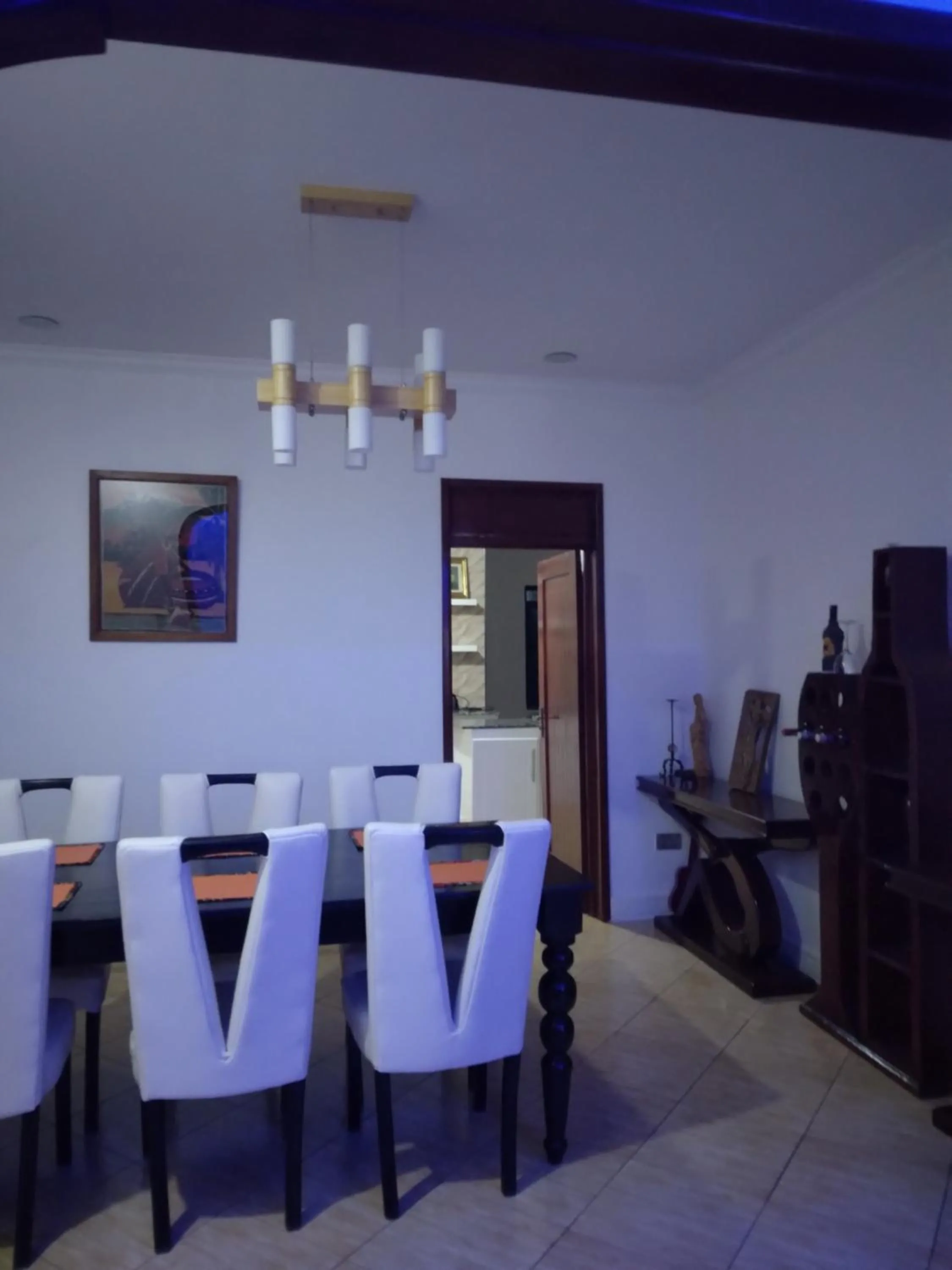 Seating area in Sprunger Avenue - tulia homes