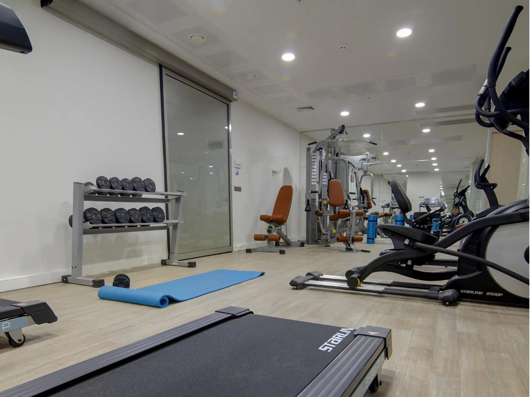 Fitness centre/facilities in Fesa Business Hotel