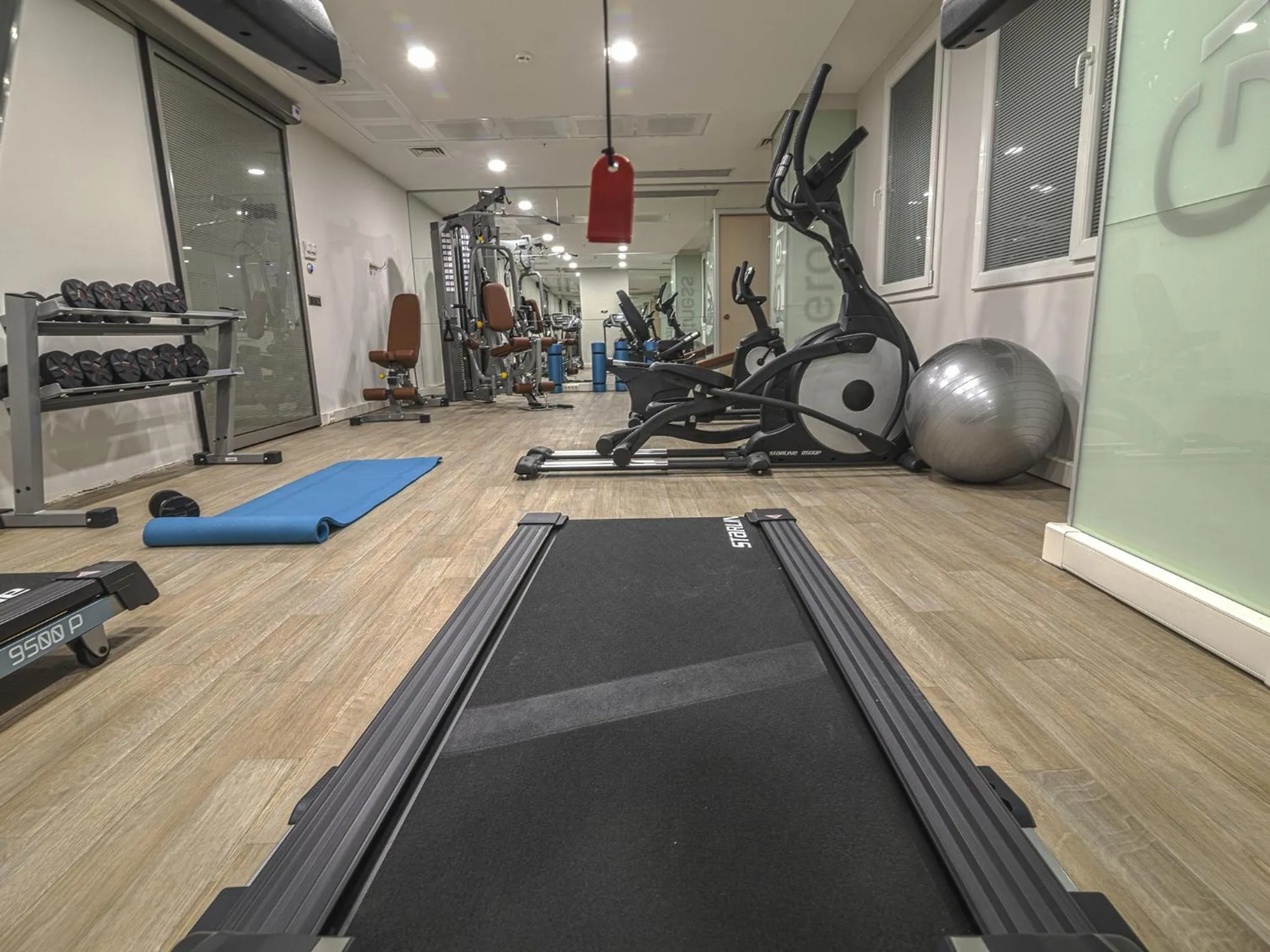 Fitness centre/facilities in Fesa Business Hotel