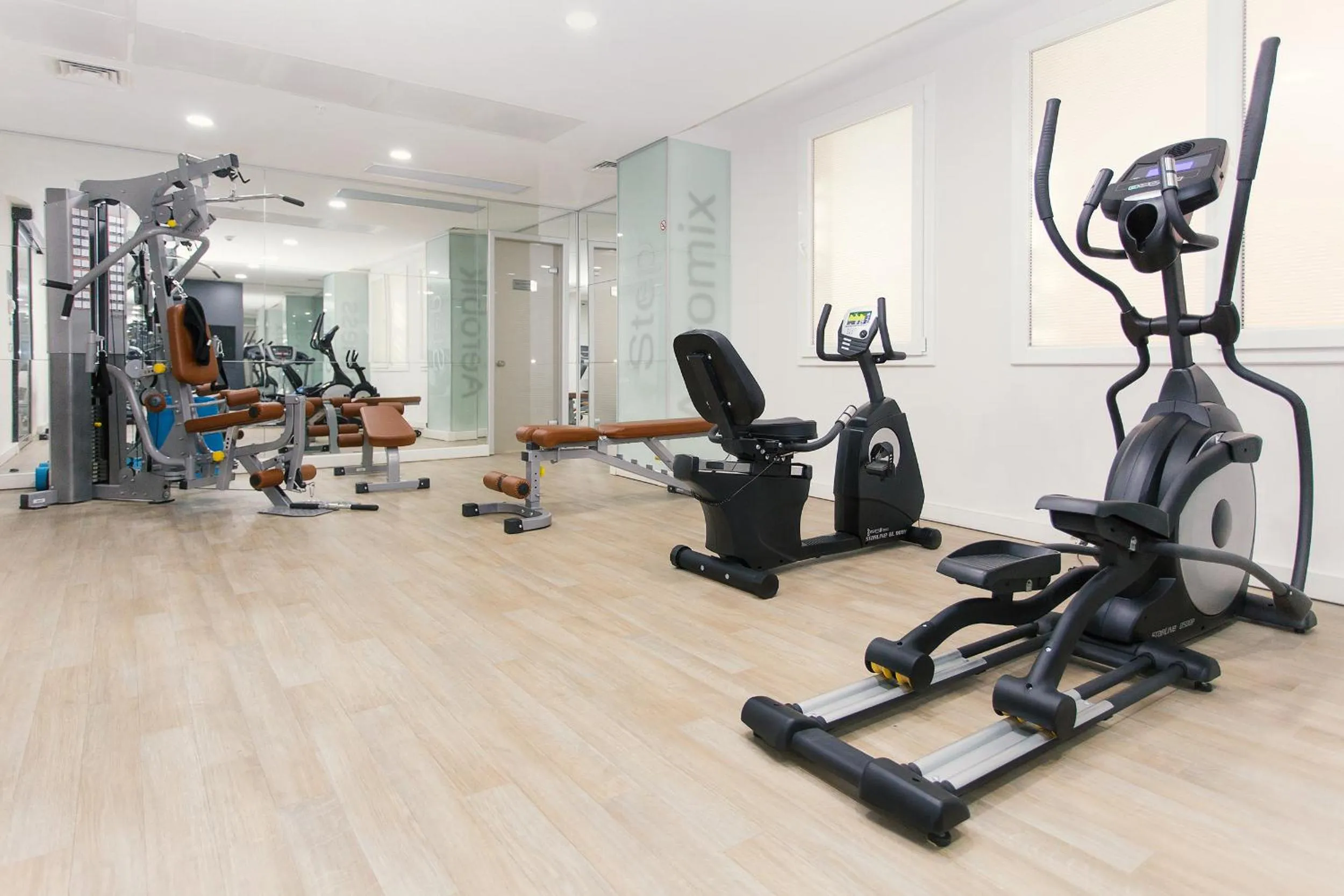 Fitness centre/facilities in Fesa Business Hotel