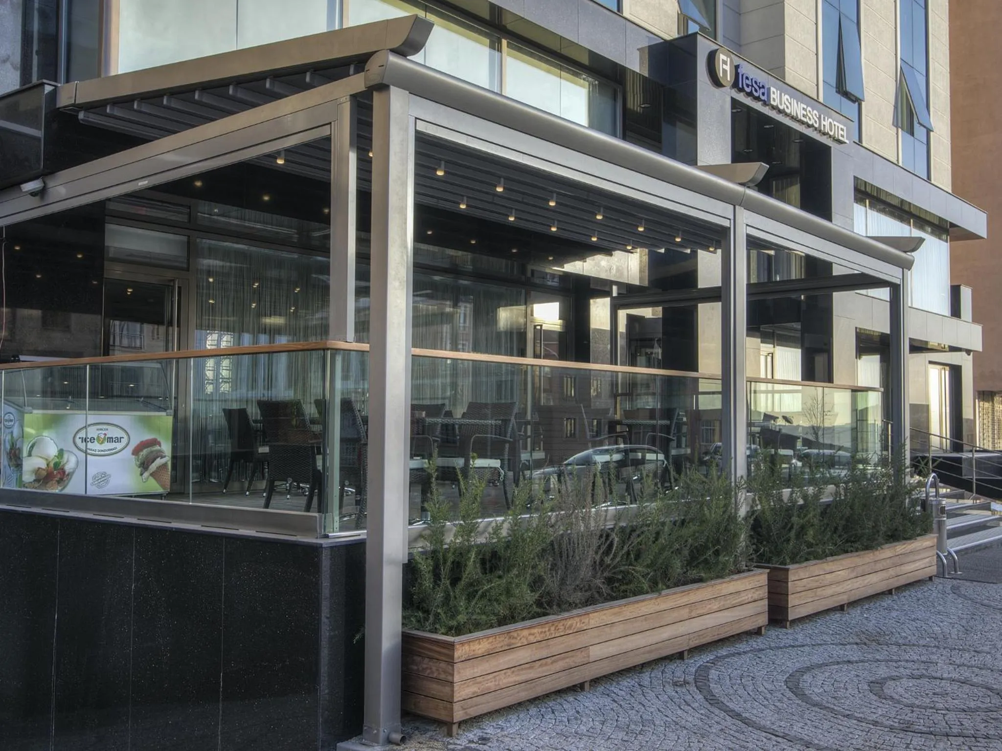 Facade/entrance in Fesa Business Hotel