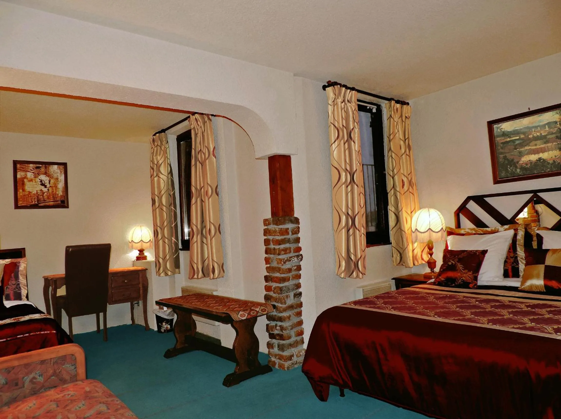 Bedroom in Hotel Restaurant Cristal