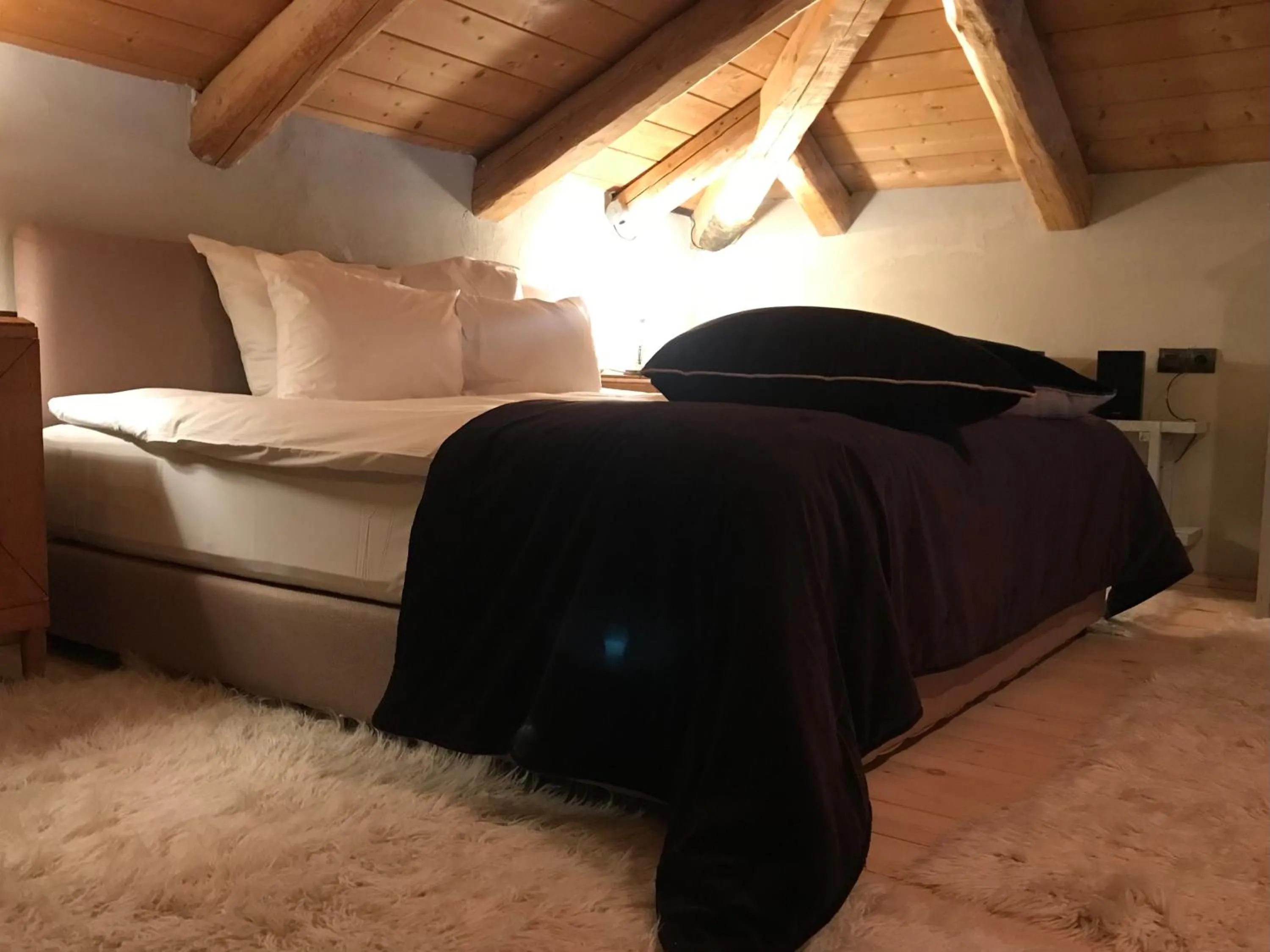 Bed in Montanema Handmade Village