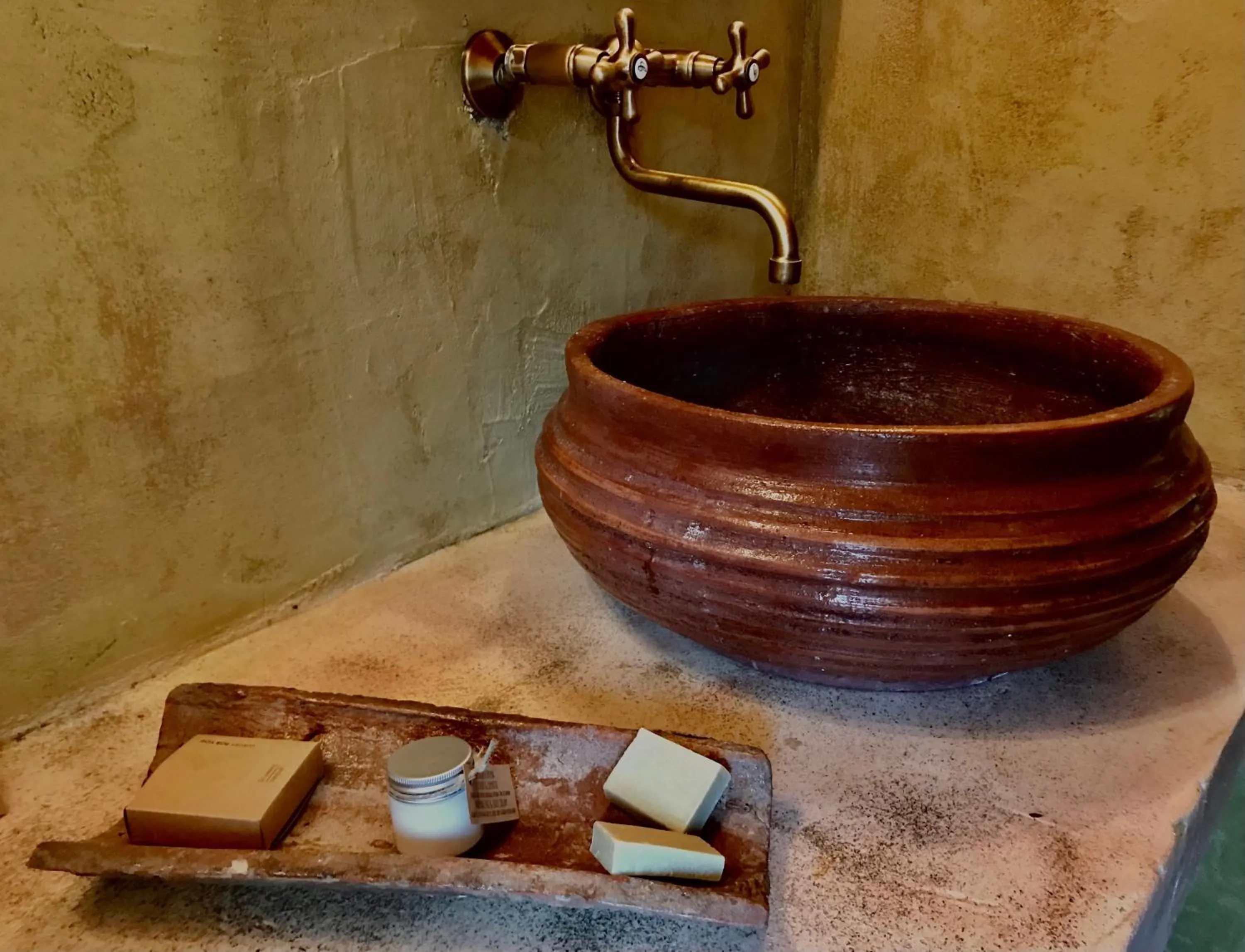 Montanema Handmade Village