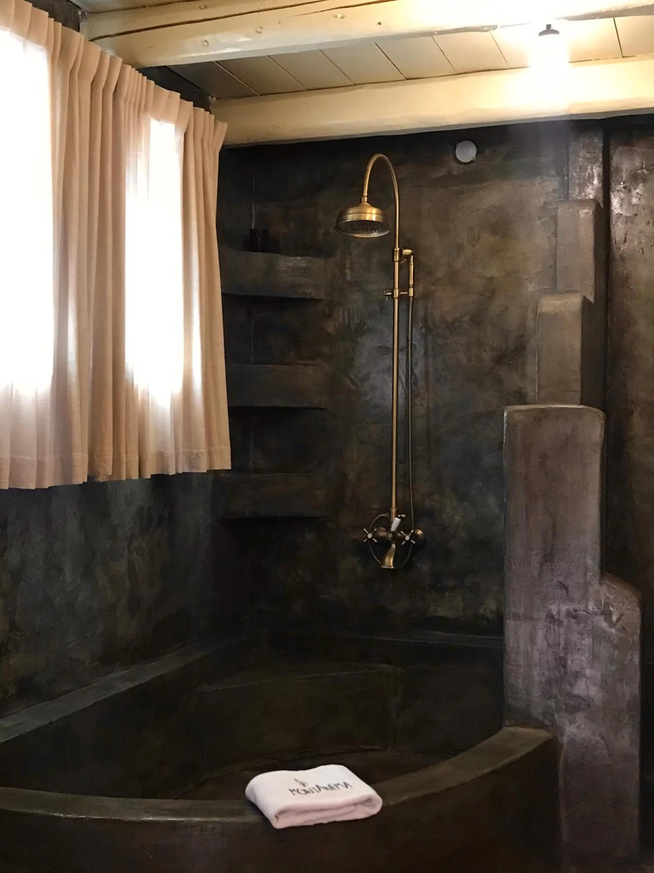 Montanema Handmade Village