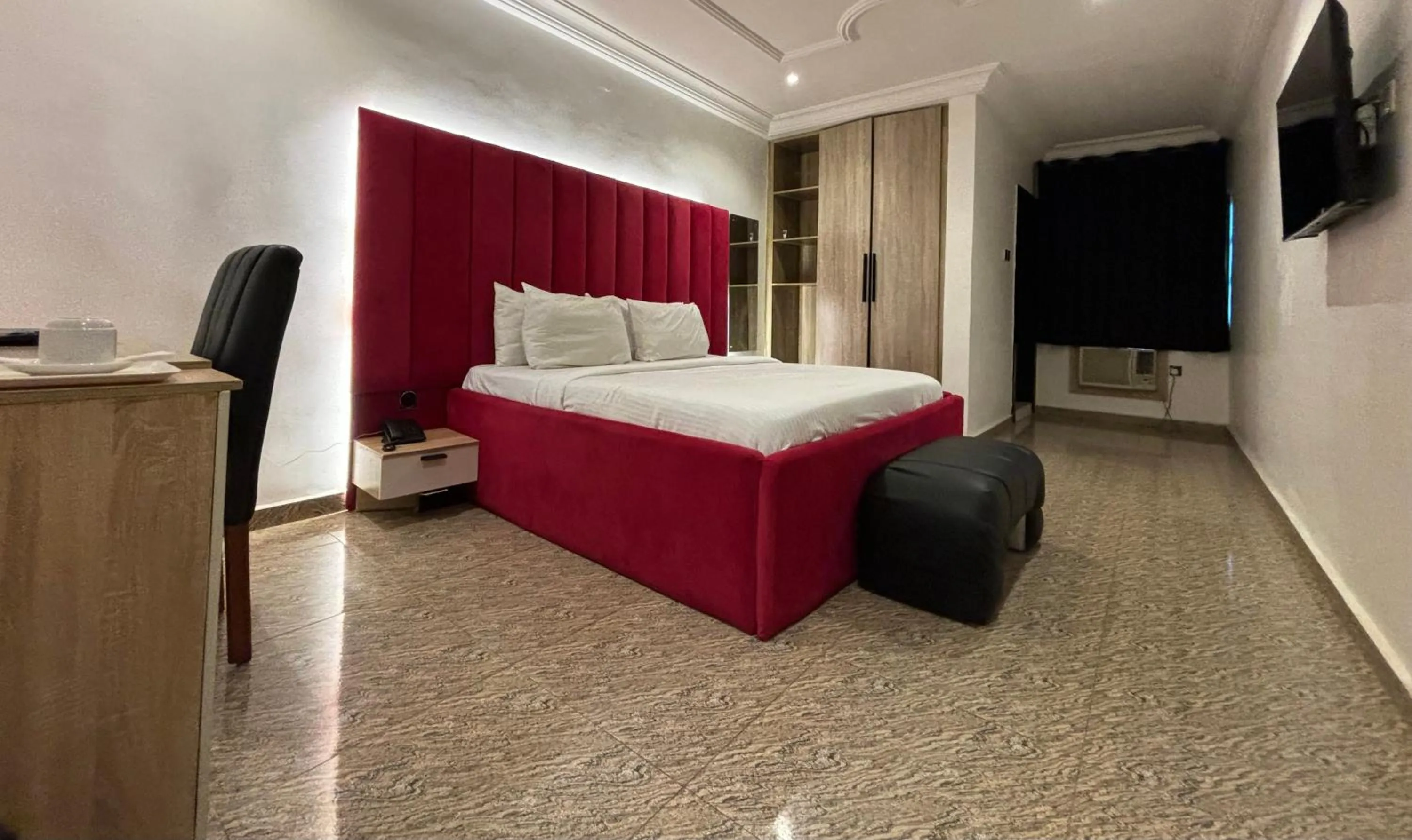 Bedroom in Ovic Hotel