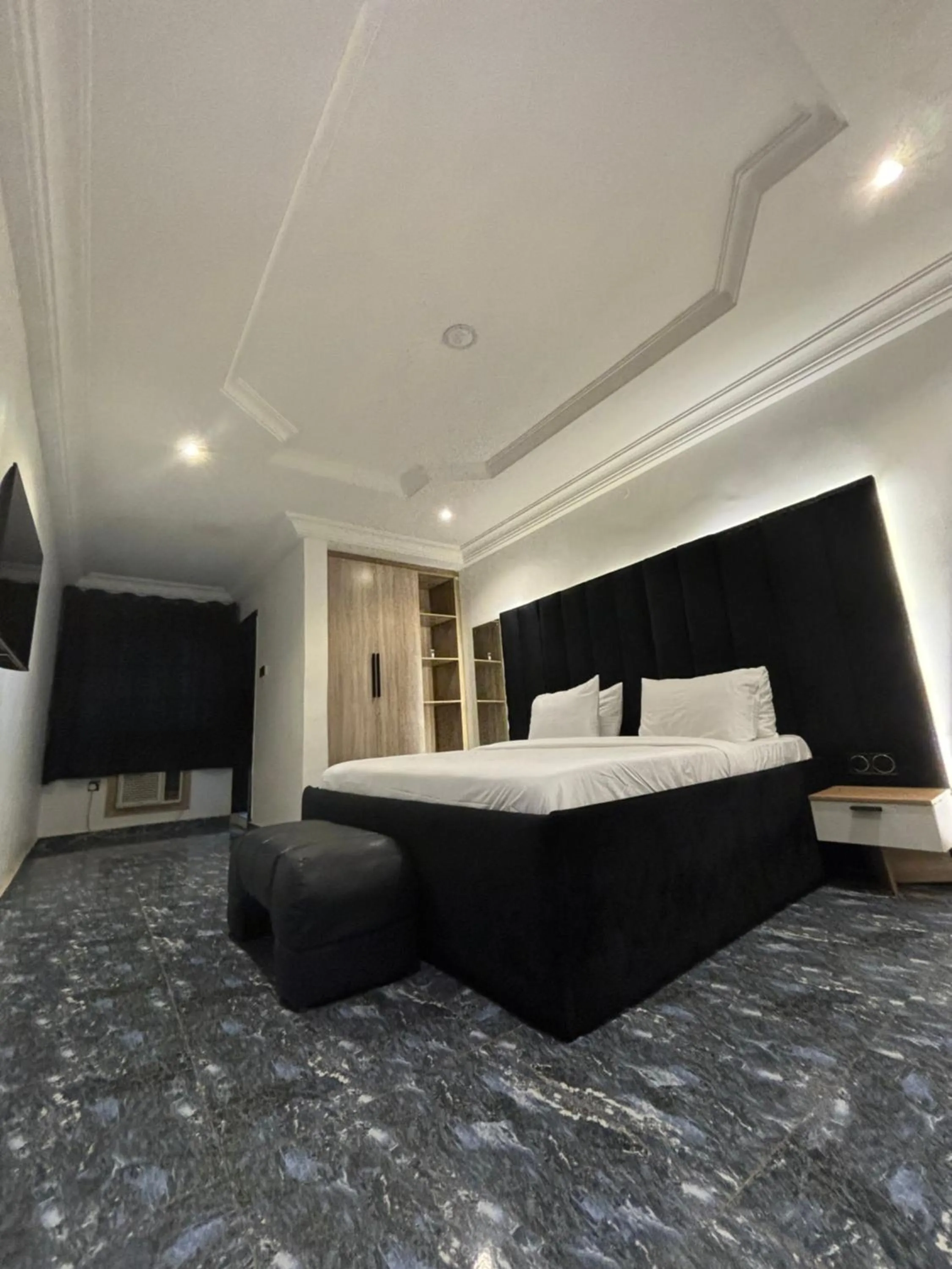 Bedroom in Ovic Hotel