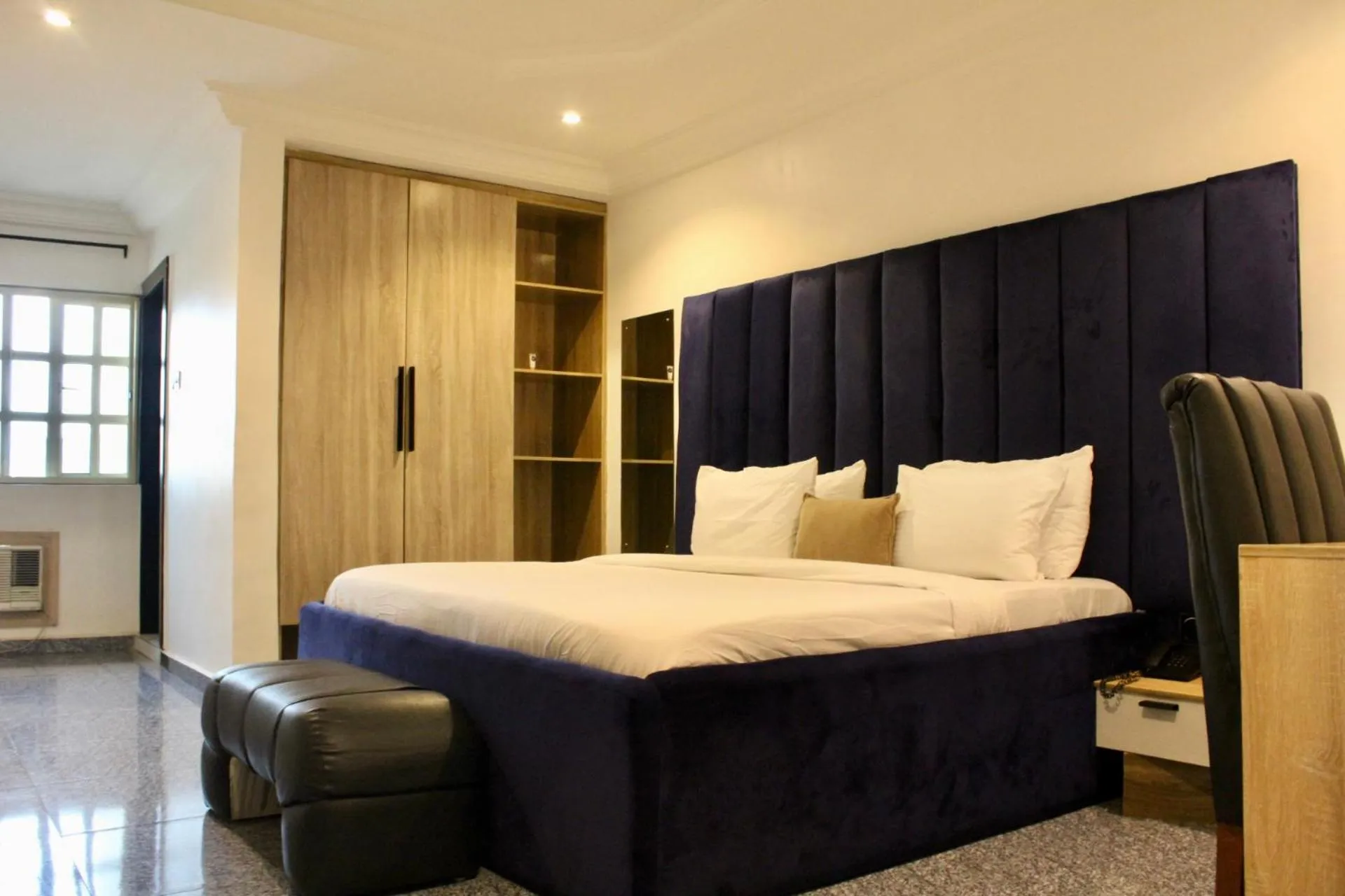 Bedroom in Ovic Hotel