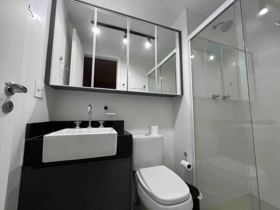 Novo, garagem e piscina, moderno ao lado Allianz Park