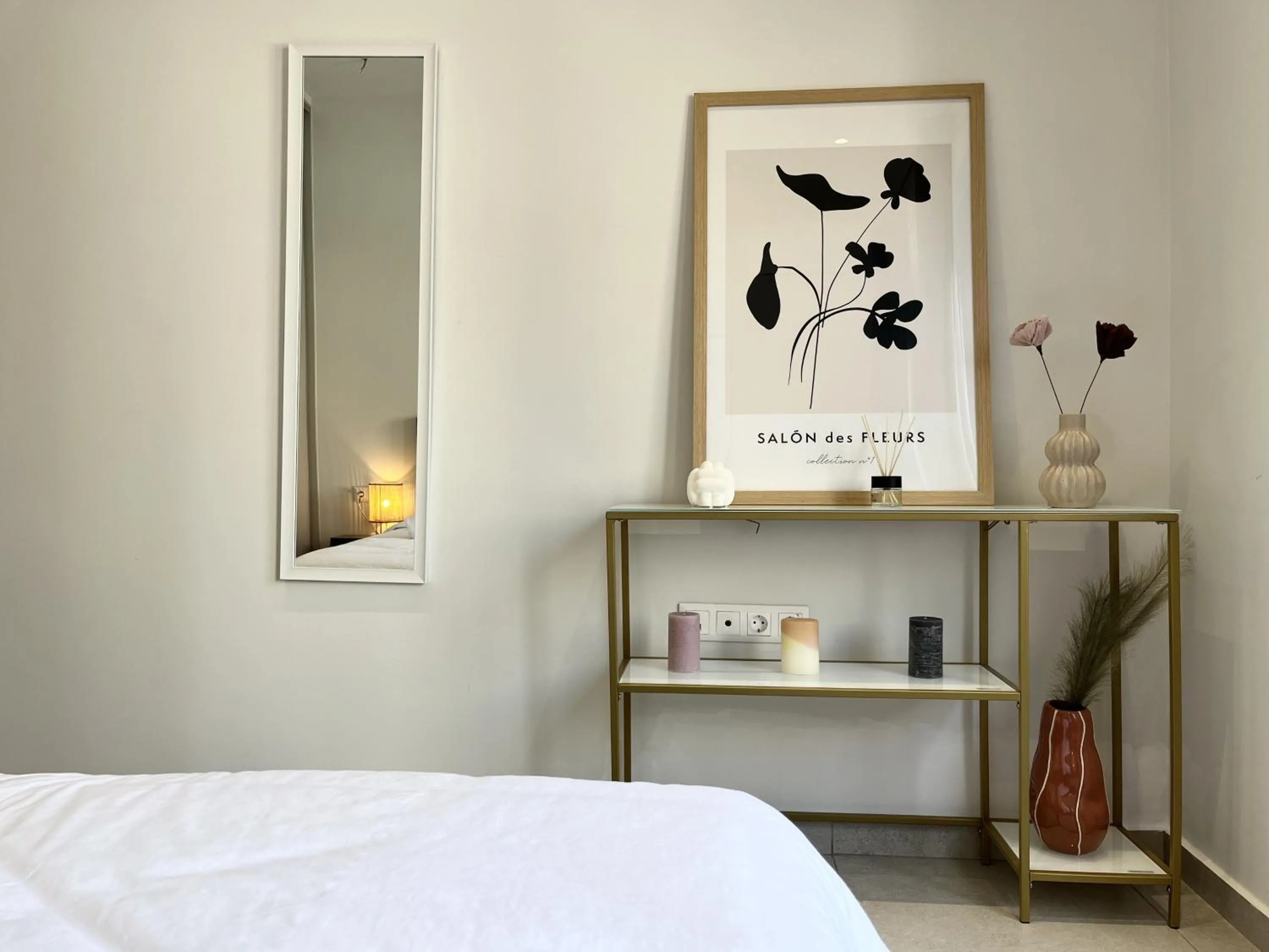Decorative detail, Bed in Chic Getaway Near Stavros Niarchos