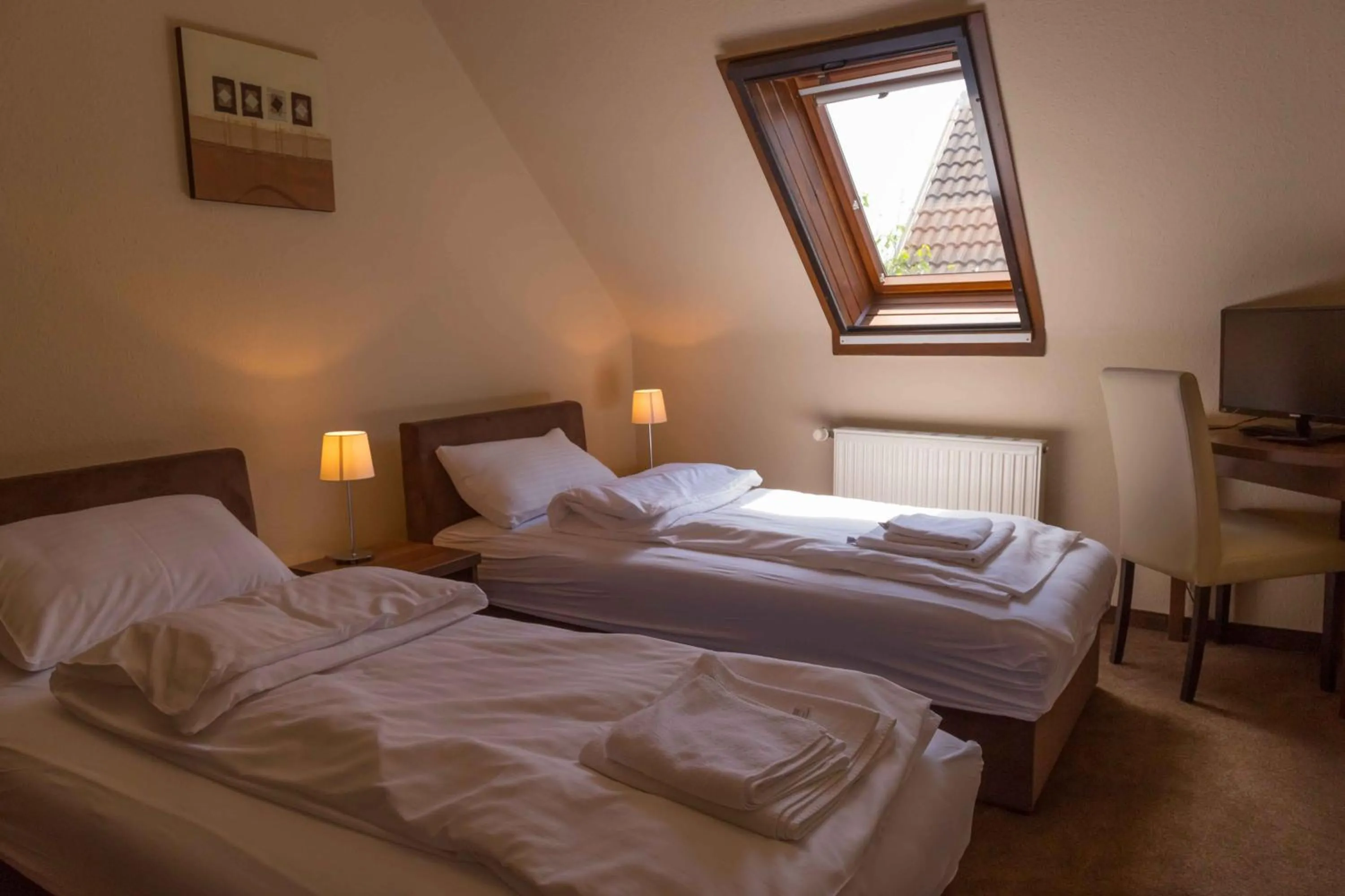 Photo of the whole room, Bed in Arina Villa