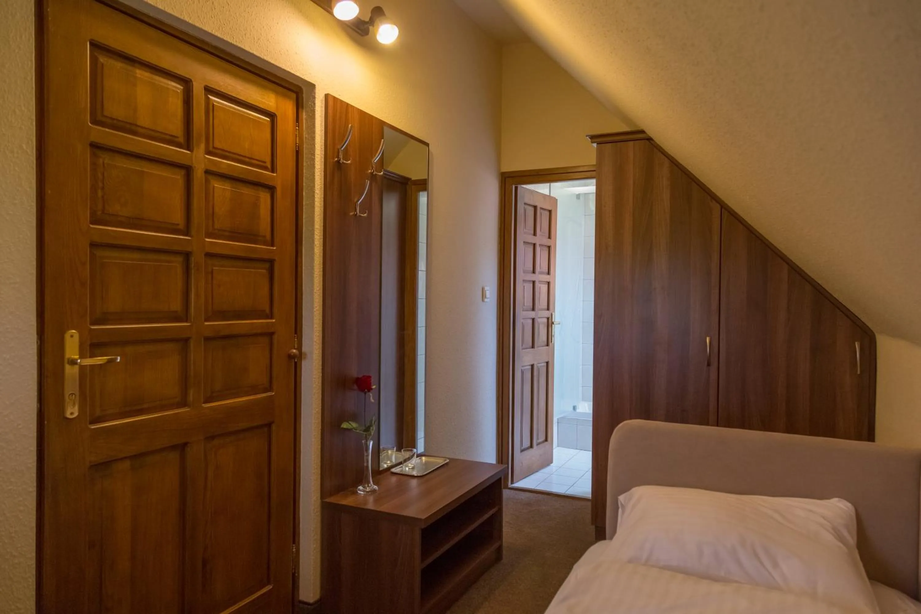 Photo of the whole room, Bed in Arina Villa