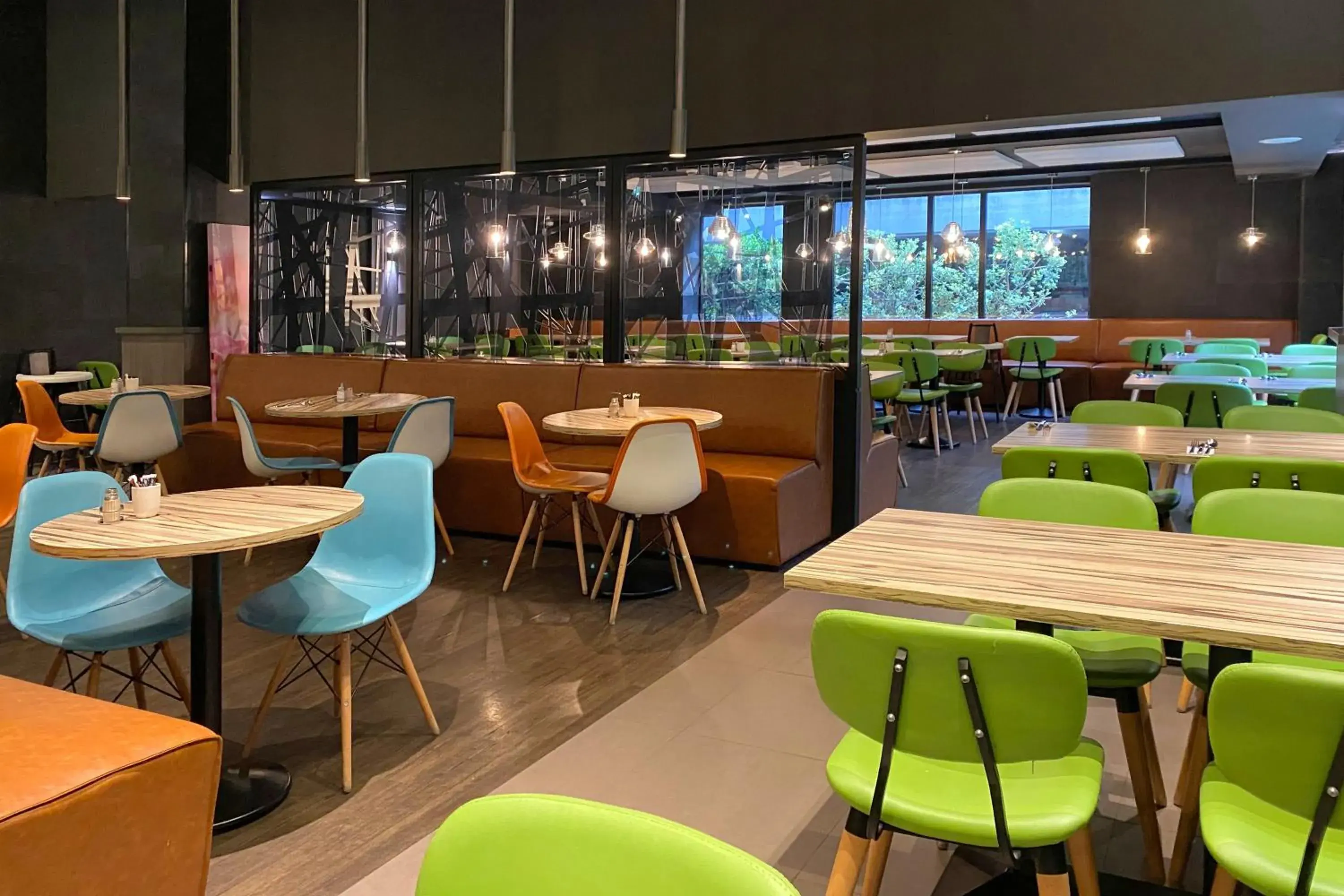 Restaurant/places to eat in XO Hotels Couture Restaurant/places to eat in XO Hotels Couture