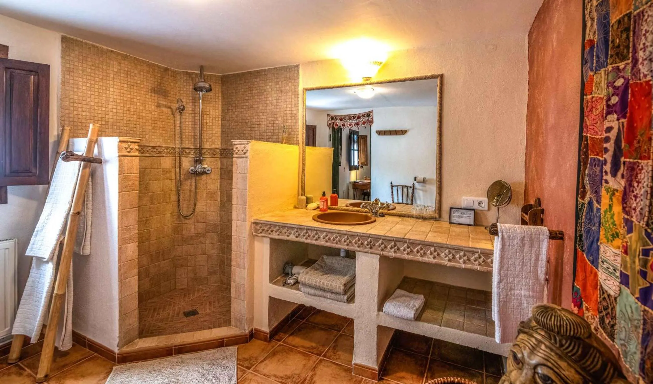 Shower in Valle de Oro